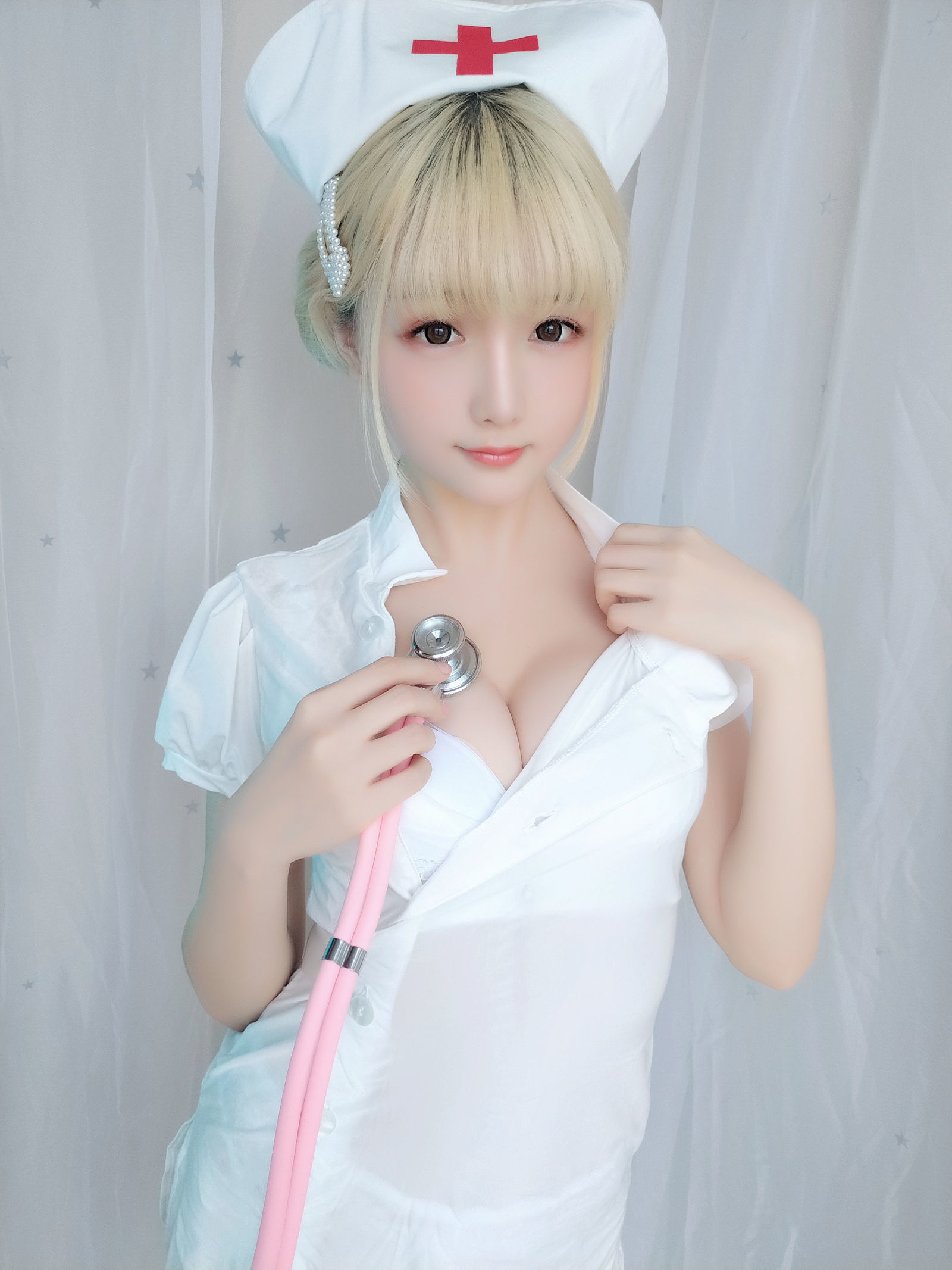 [萝莉COS] 星之迟迟 VOL.17 夜勤病栋 [60P]