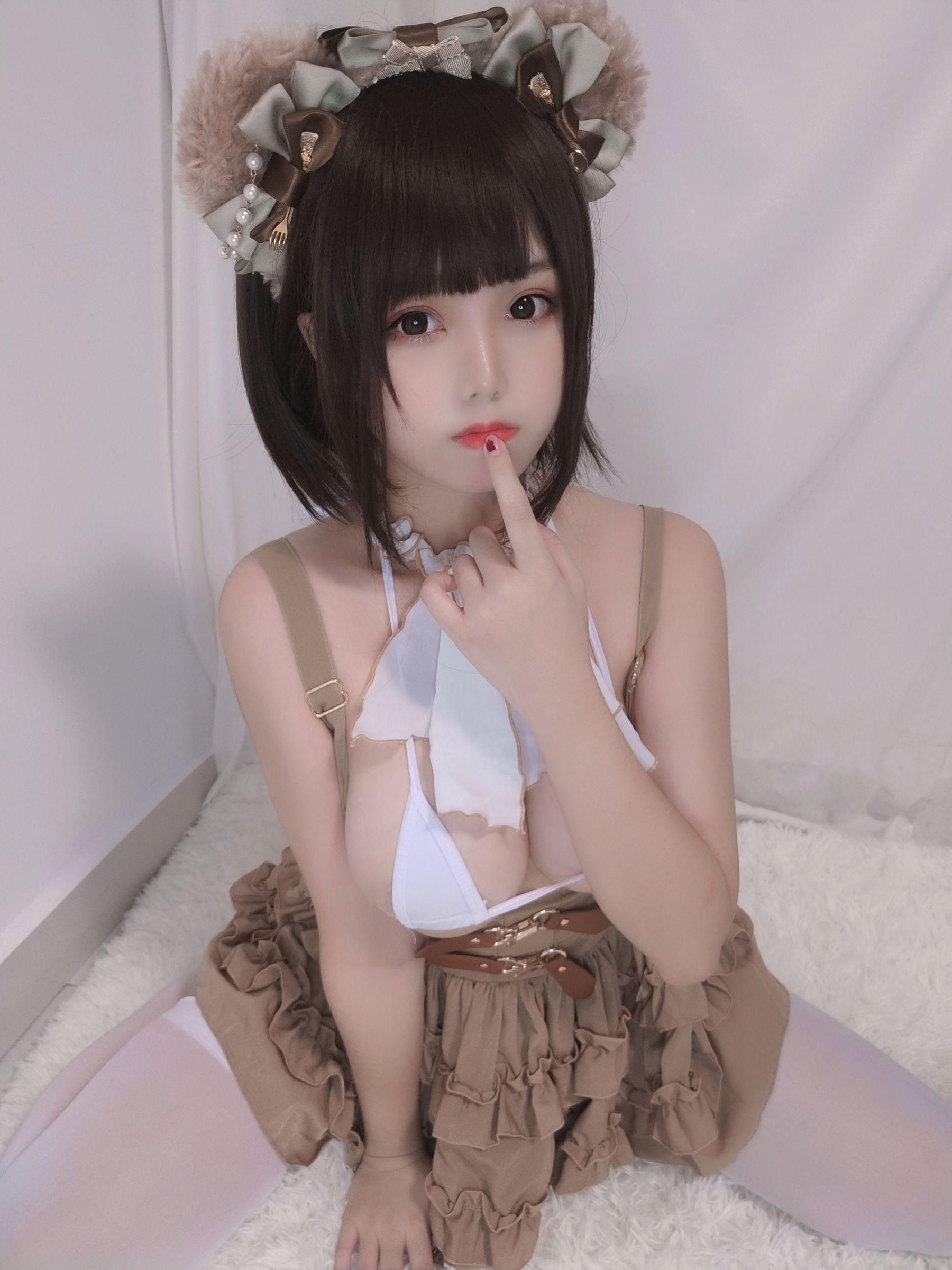 萌系小姐姐蜜汁猫裘 – 小熊 [103P]