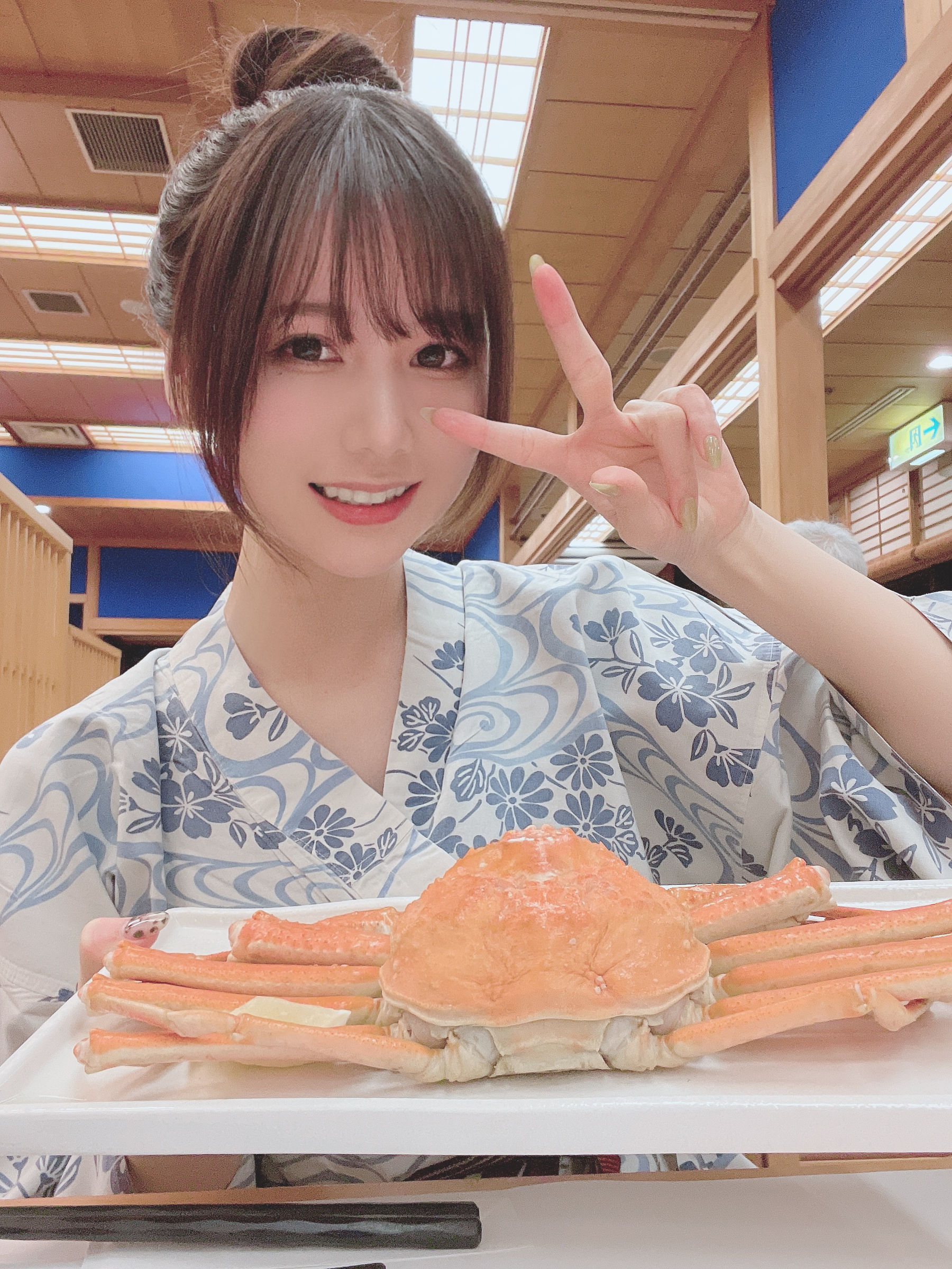 日本甜美COSERけんけん[fantia] 20211120-温泉旅おまけ️+まっしろでふわふわ [23P]