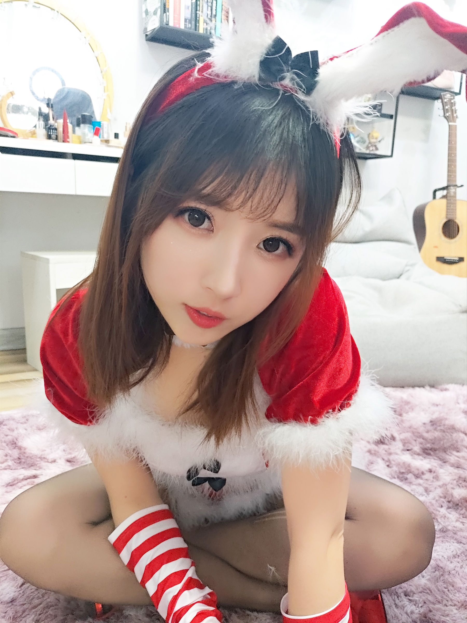 斗鱼主播小女巫露娜 – 圣诞装 [37P]