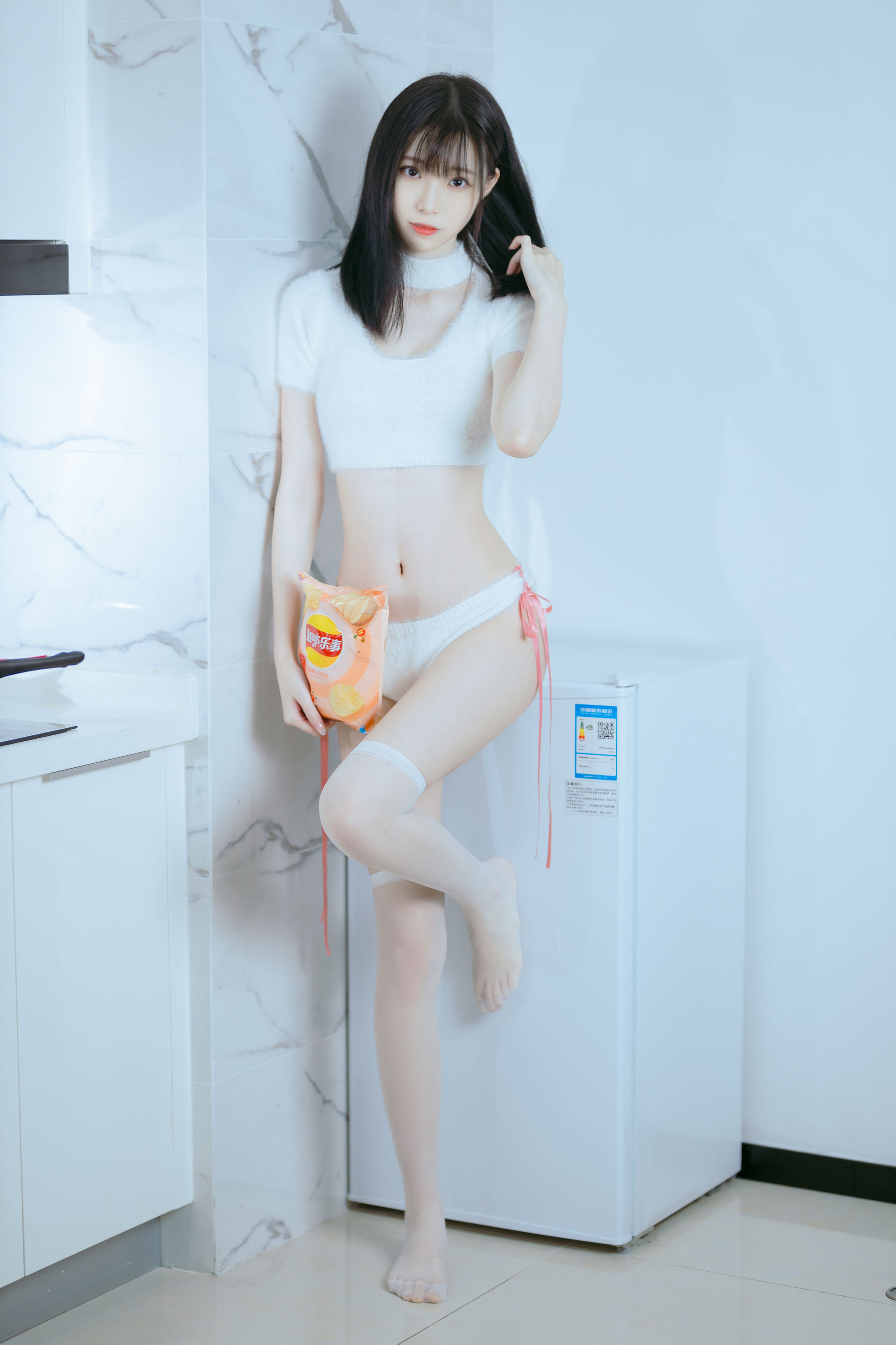 许岚(叁月life) – 纯欲毛衣 [39P]