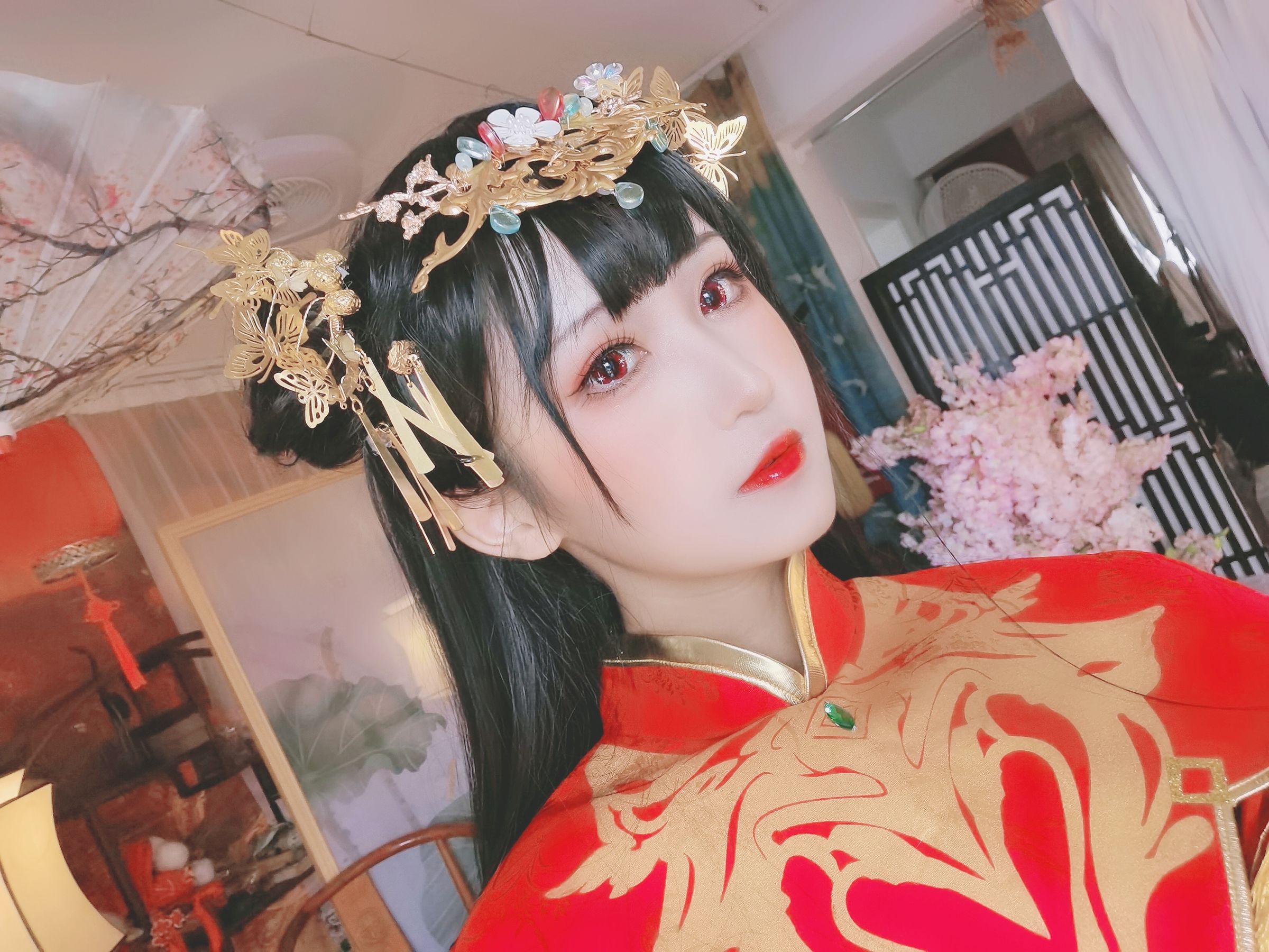 微博妹子三度_69 – 逸仙自拍 [20P]