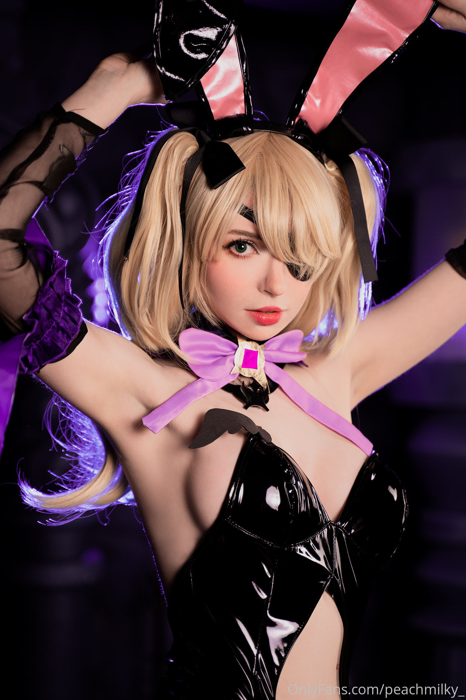 Peach milky – Fischl Playboy Bunny Genshin Impact [24P]