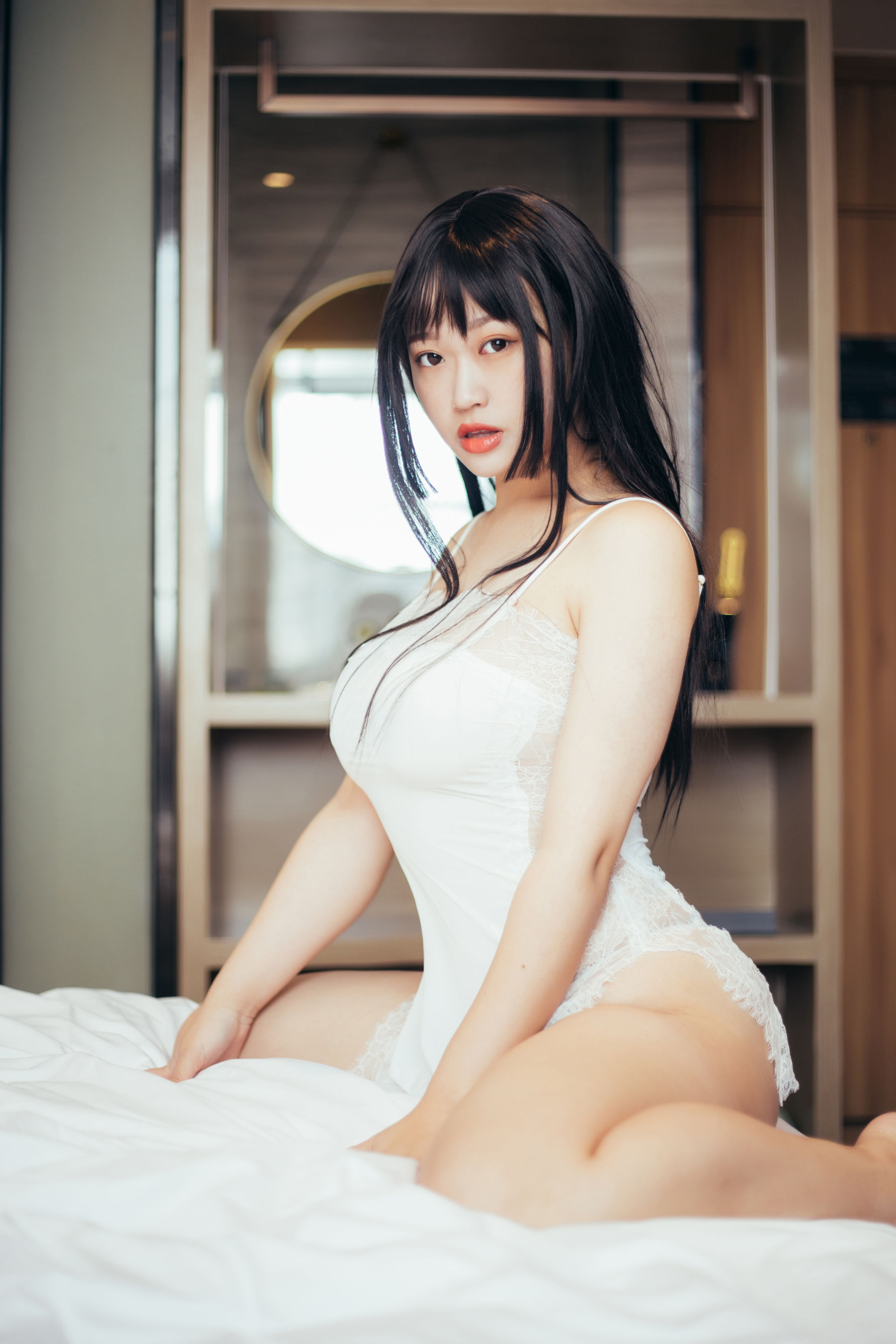 动漫博主维他奶泽 – 睡衣湿身 [20P]
