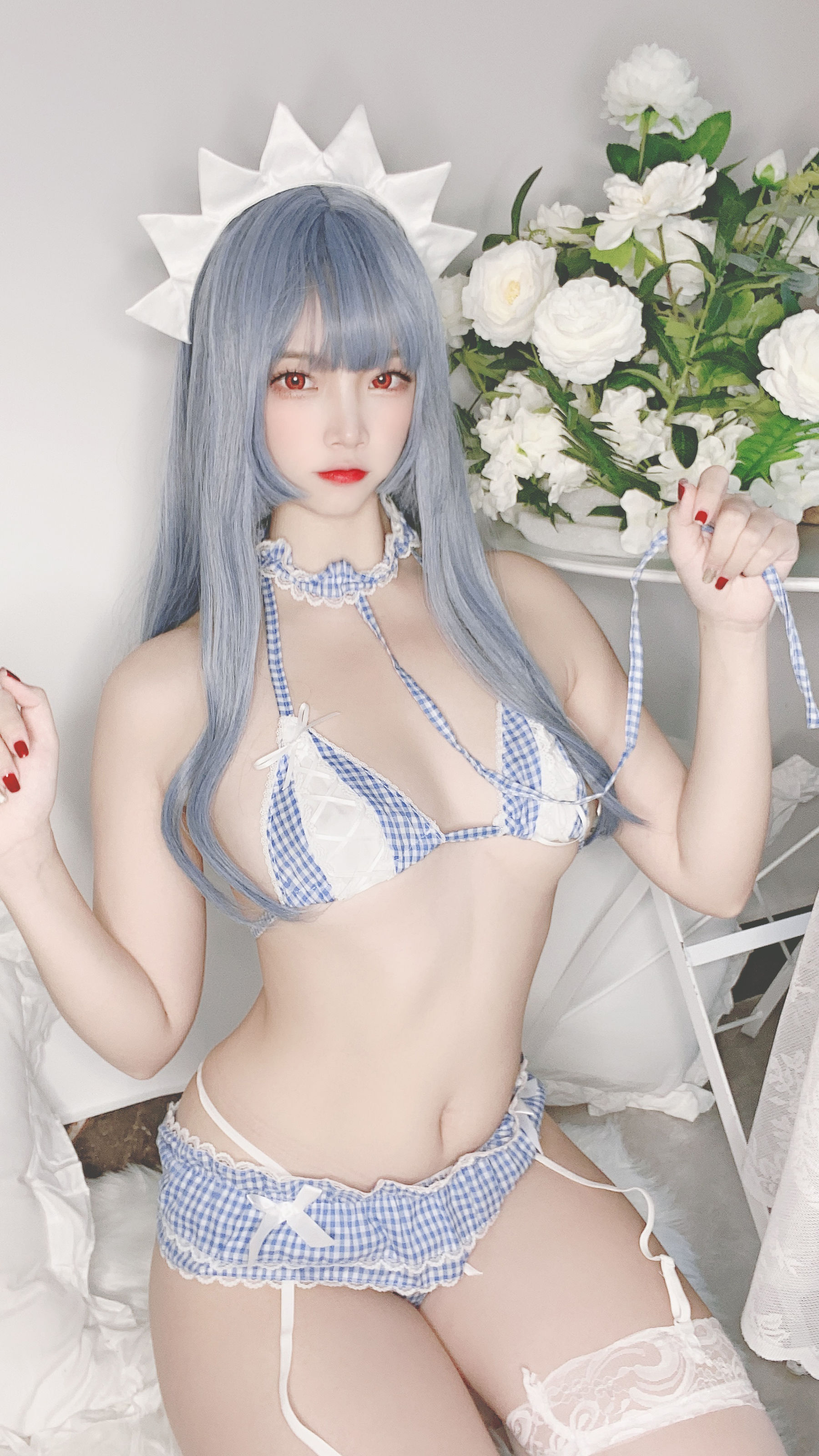 人气Coser二佐Nisa – 蓝格比基尼女仆 [40P]