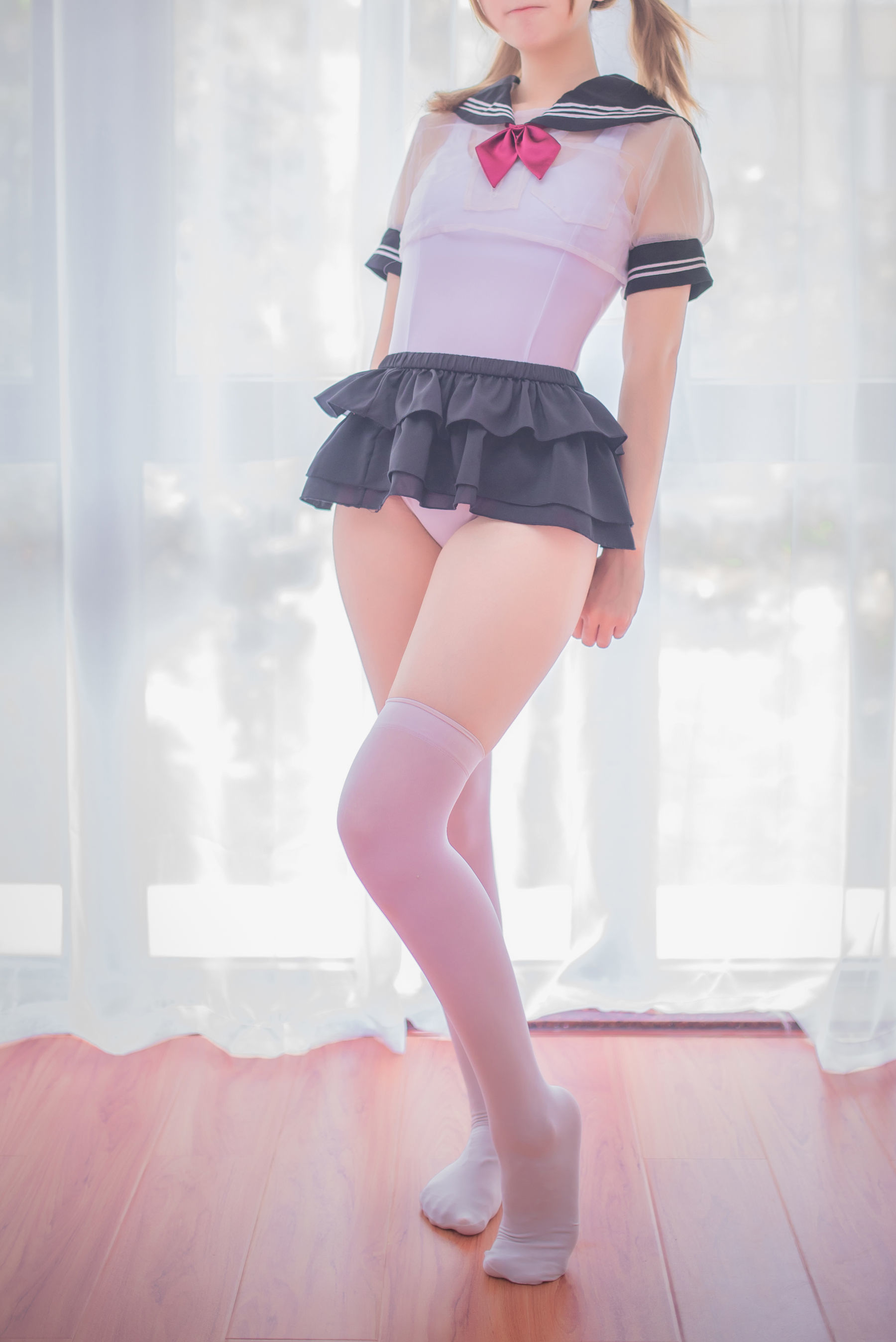 [萝莉COS] 白金Saki – 学生服 [17P]