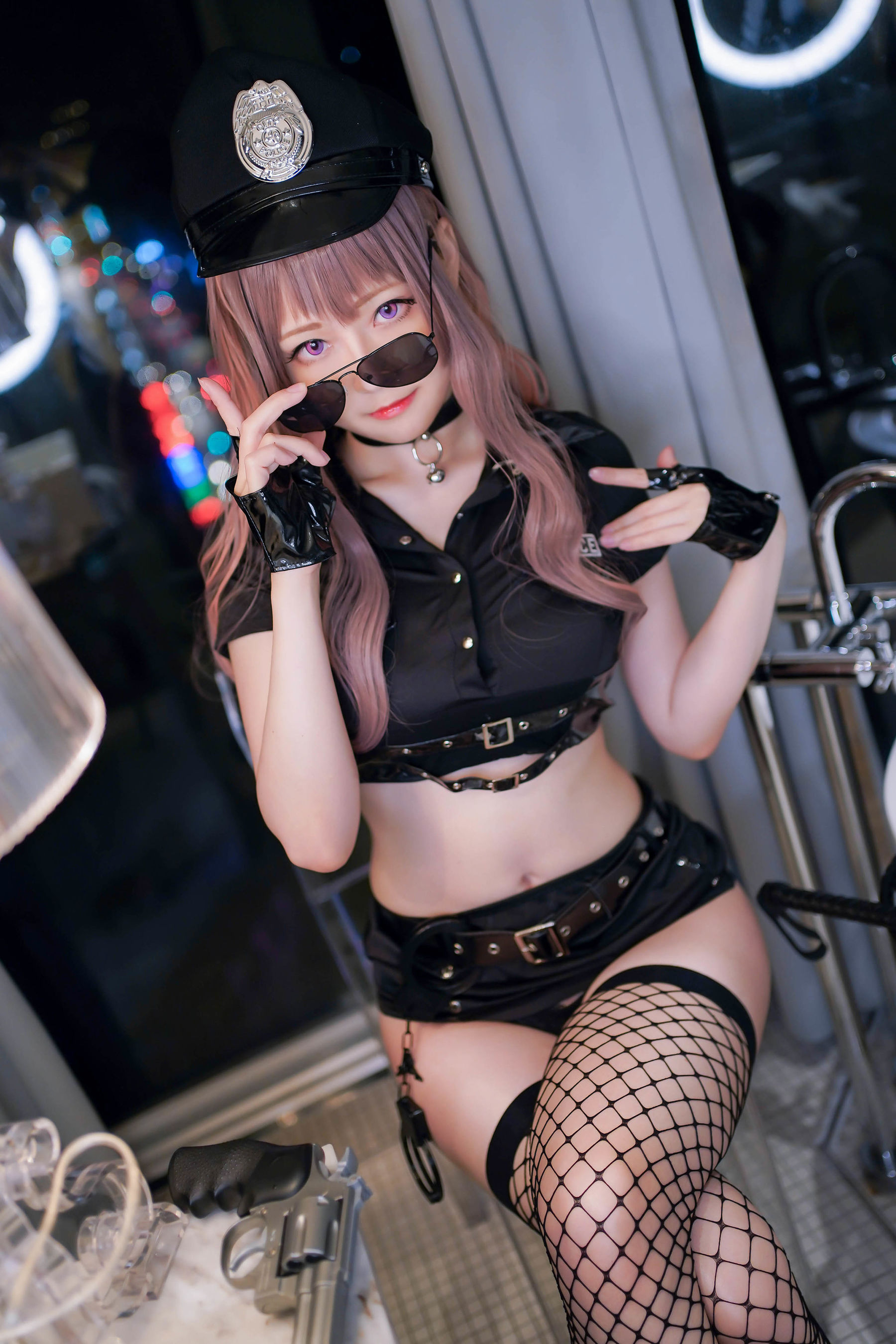 COS妹子Arty亞緹 – 女警网袜 [25P]