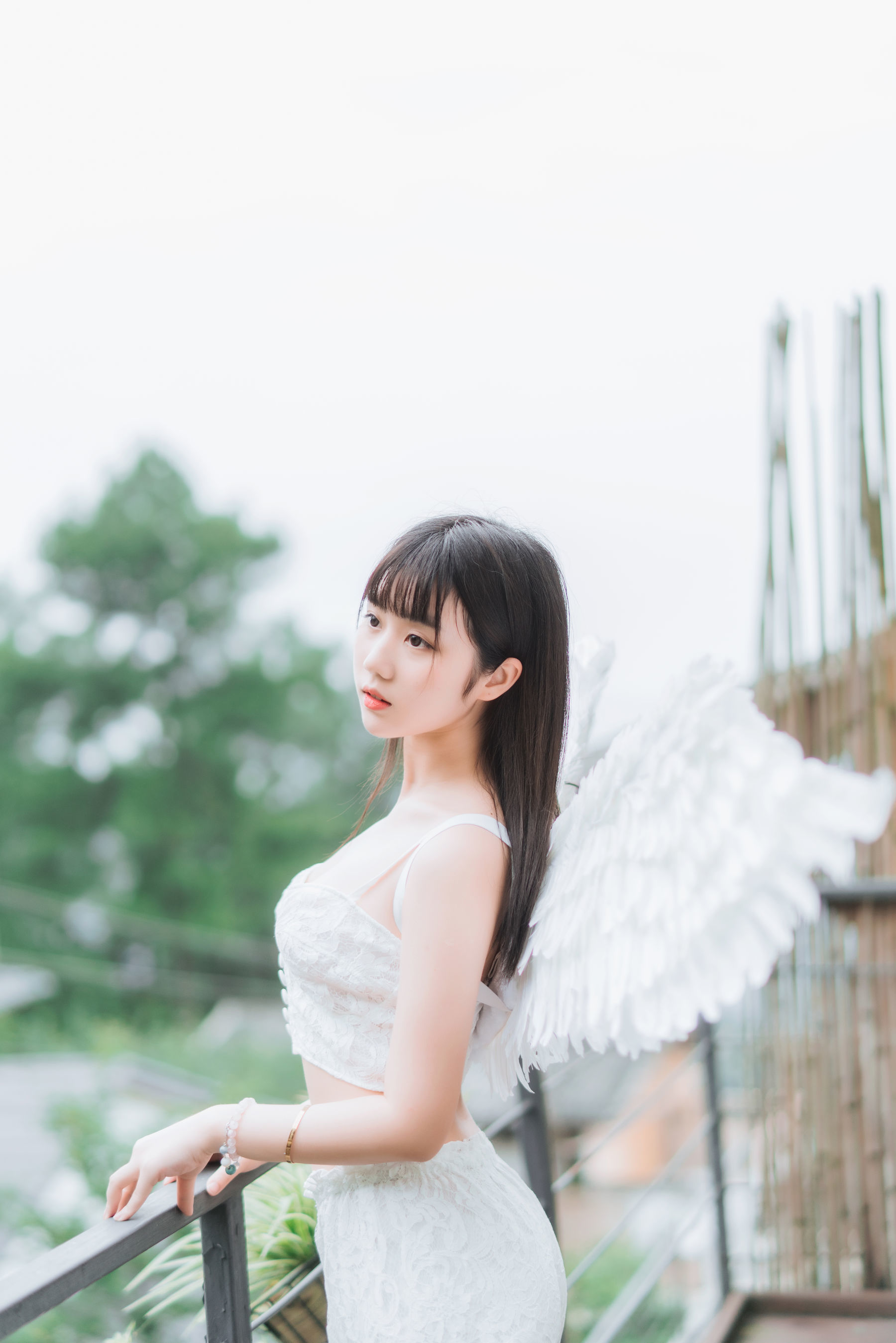 [萝莉COS] 微博福利姬镜酱 – 空镜 [88P]