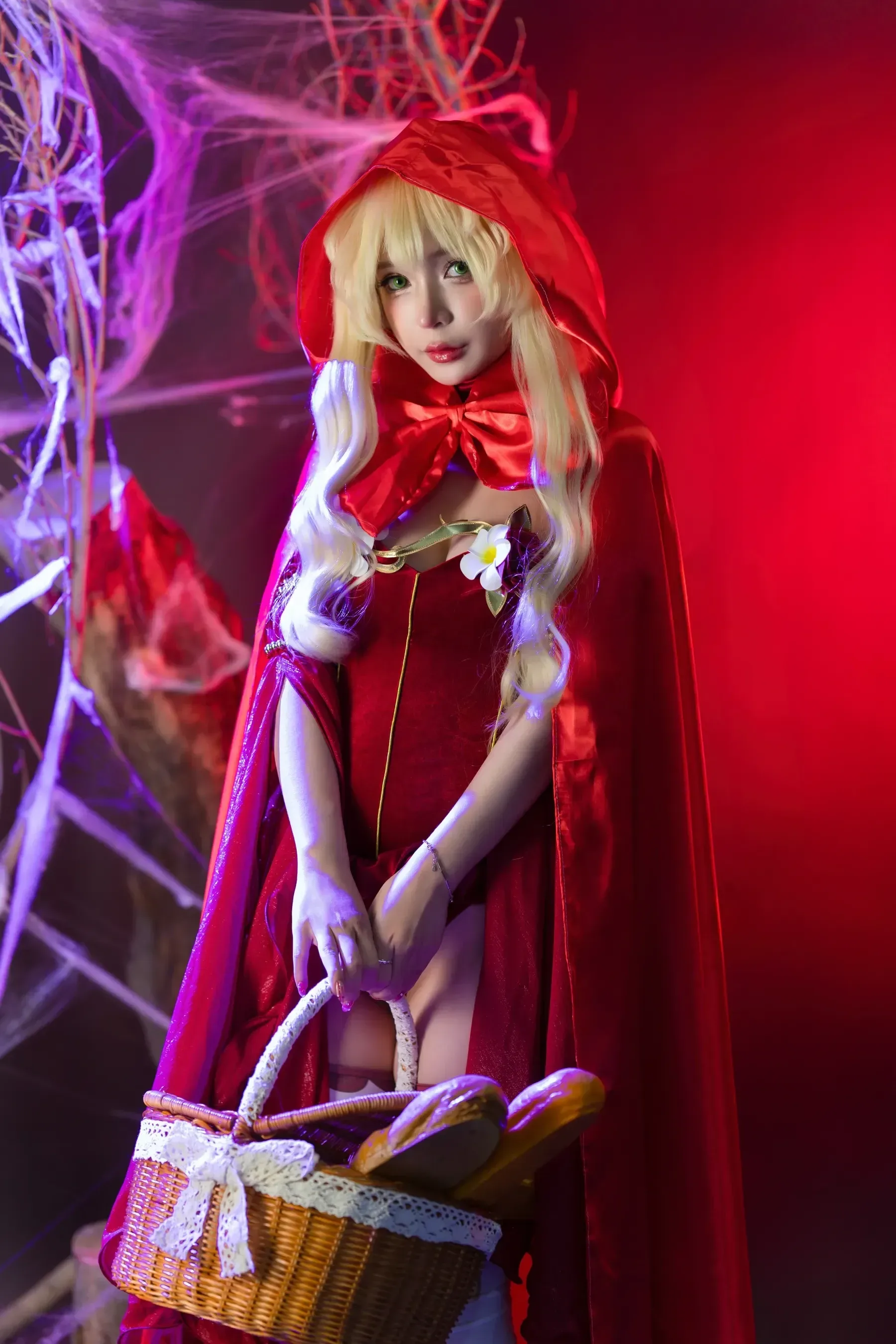 Umeko J – Red Riding Hood [80P]