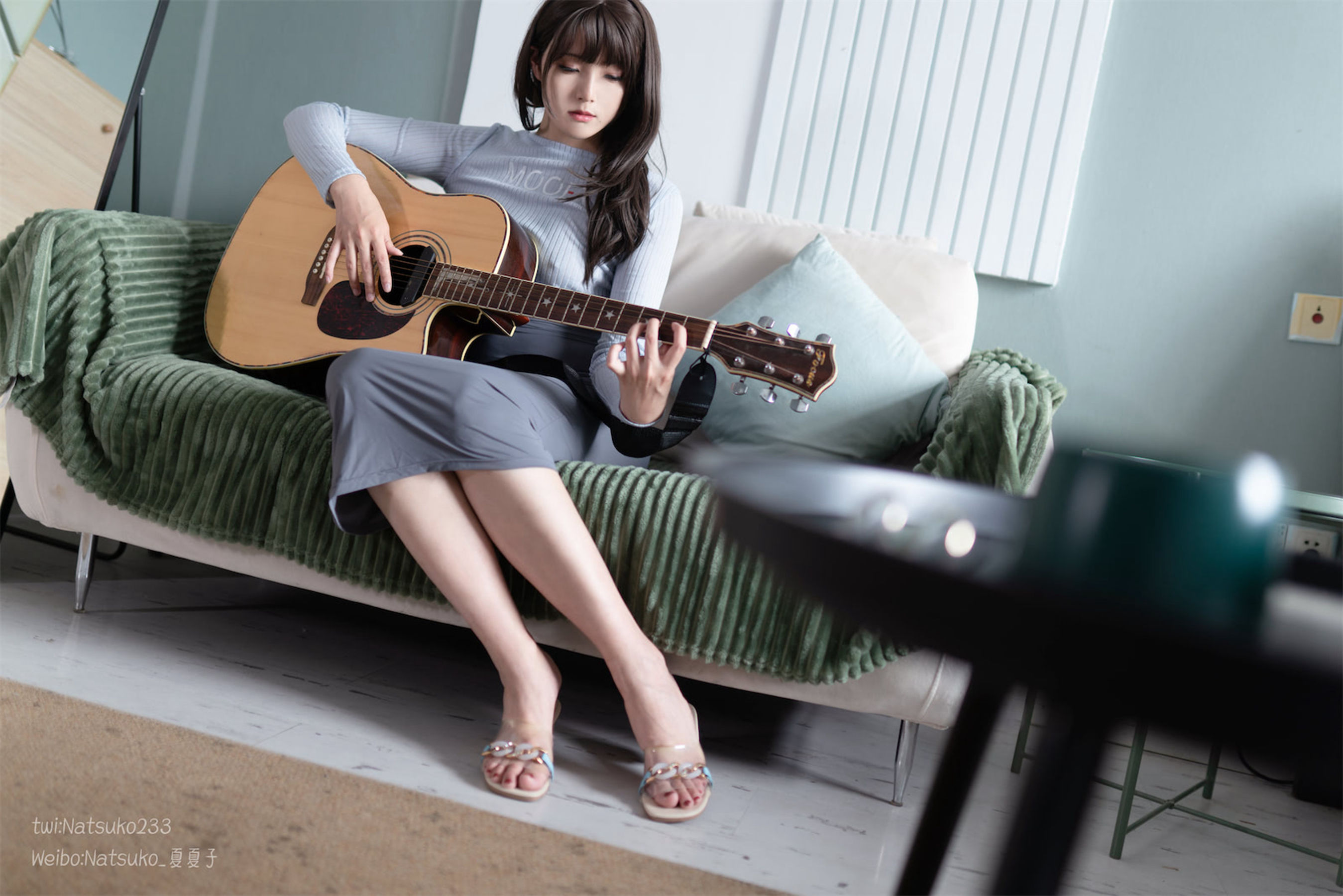 Natsuko夏夏子 – 吉他妹妹 [48P]