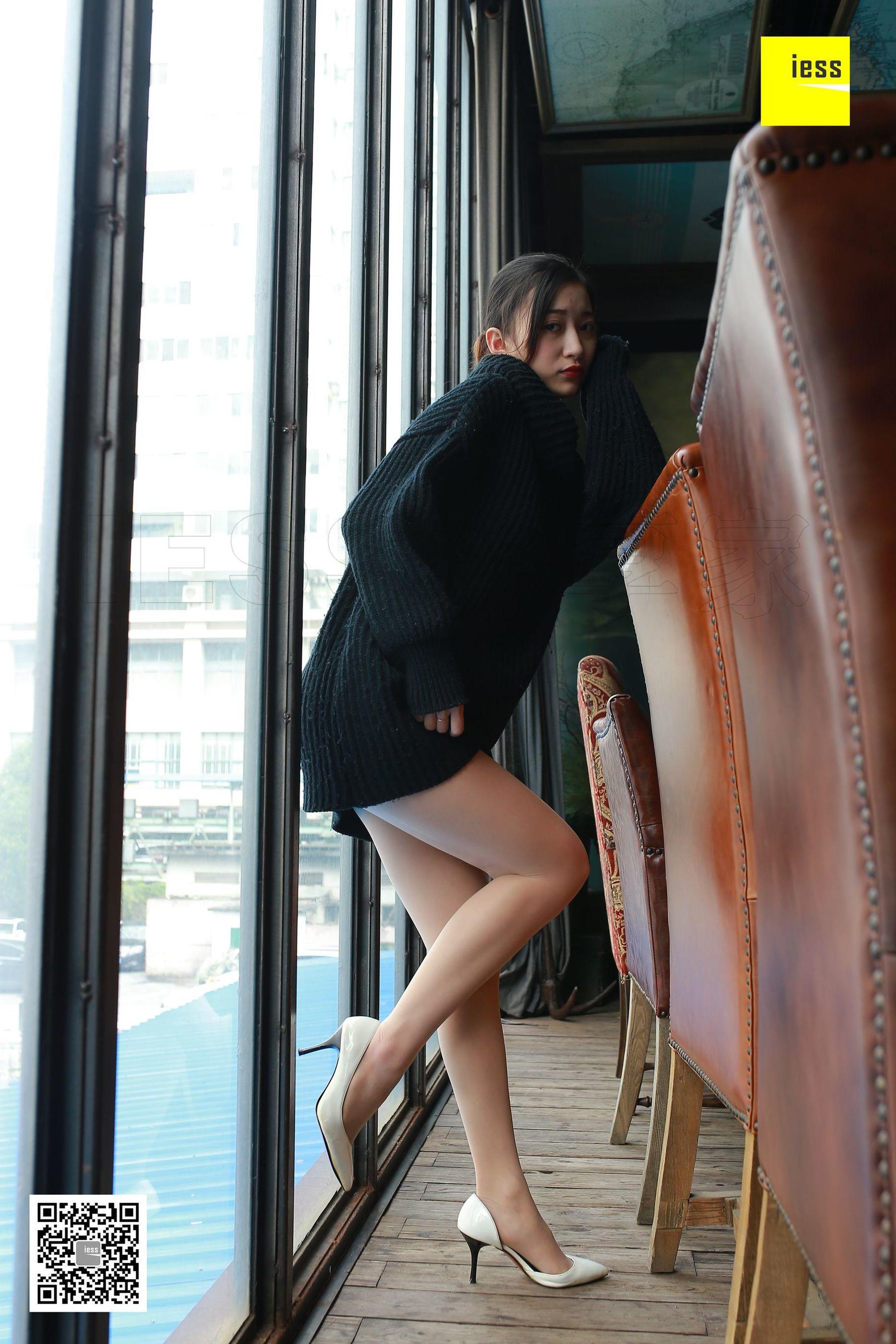 秋秋《黑色毛衣与肉丝》 [异思趣向IESS] 丝享家165_第3张