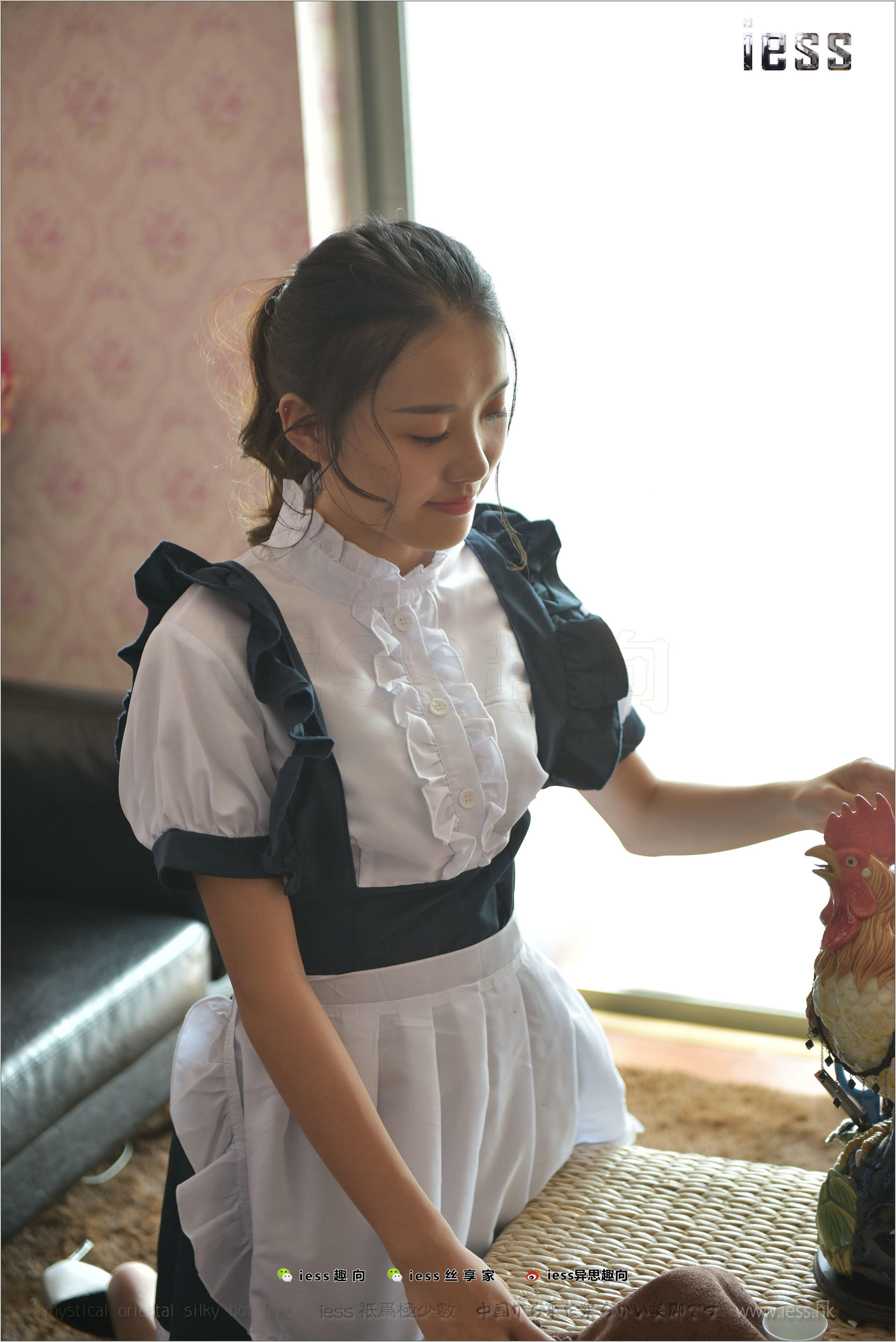 宛平《舅舅家的女仆2》[异思趣向IESS] 丝足便当203_第3张
