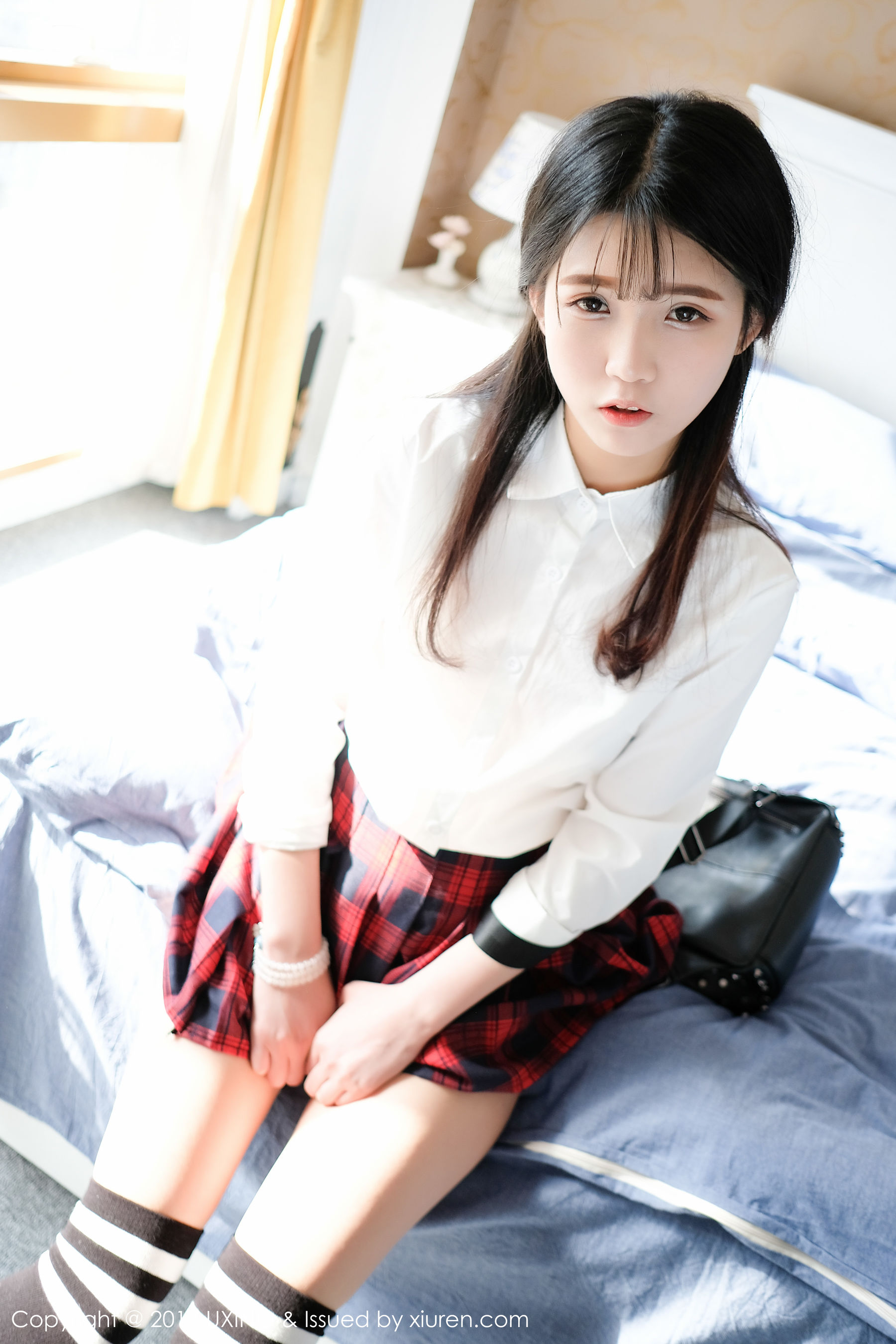 可爱的小叶子《衬衫学生装+蕾丝内衣装扮》 [优星馆UXING] VOL.046_第4张