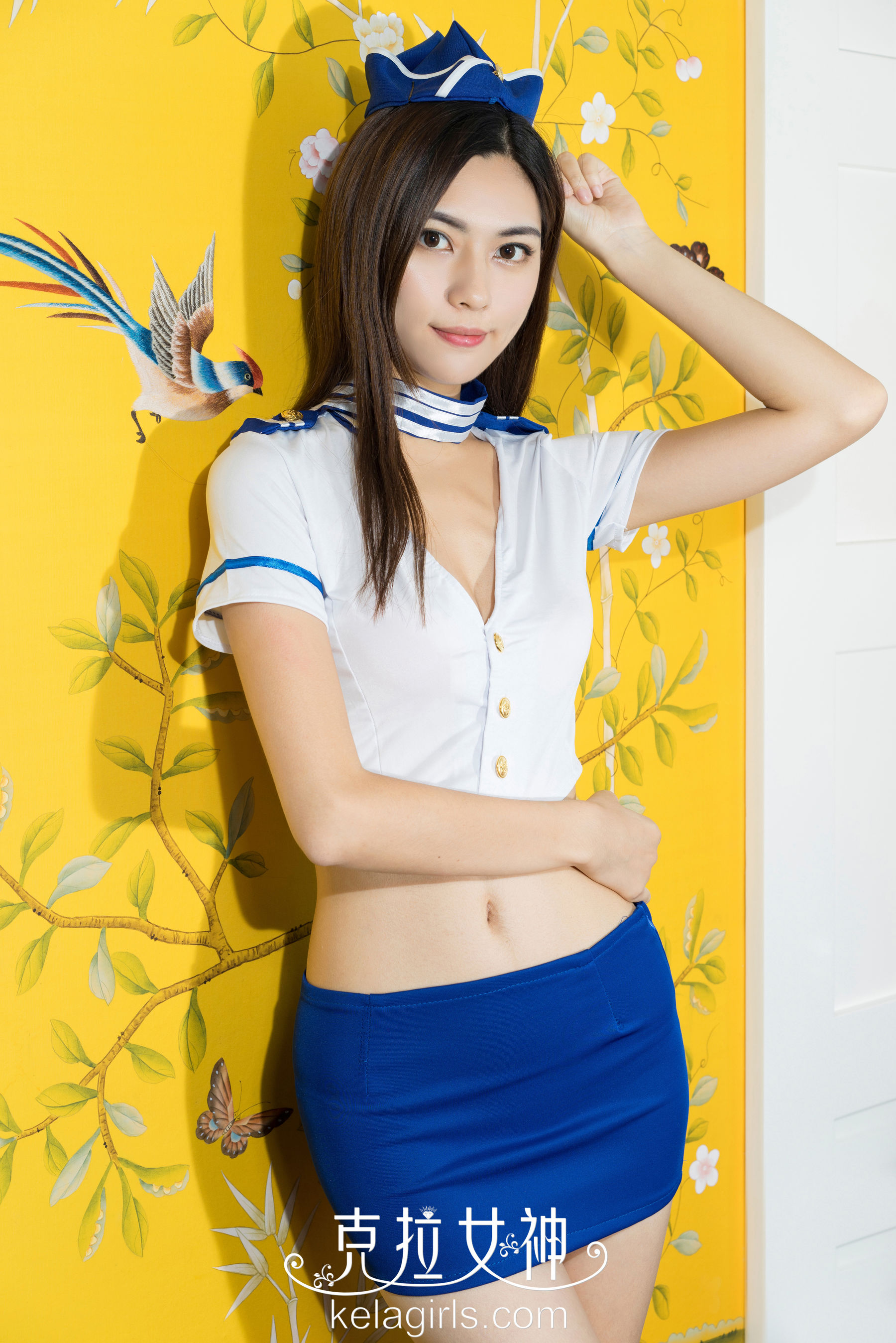 柯瑾《180cm空姐性感秀》 [克拉女神]_第2张