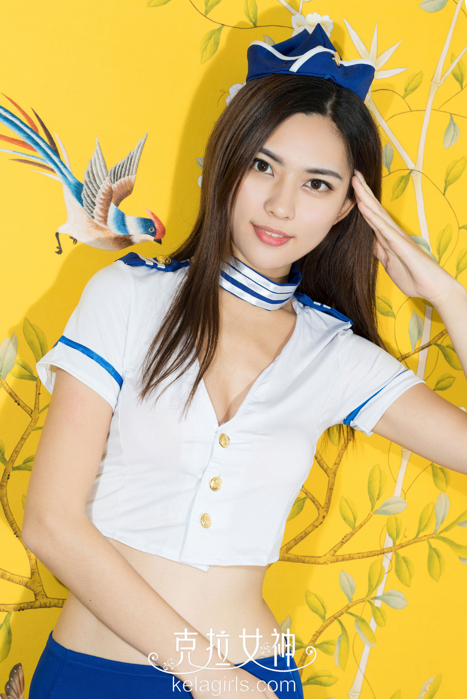 柯瑾《180cm空姐性感秀》 [克拉女神]_第3张