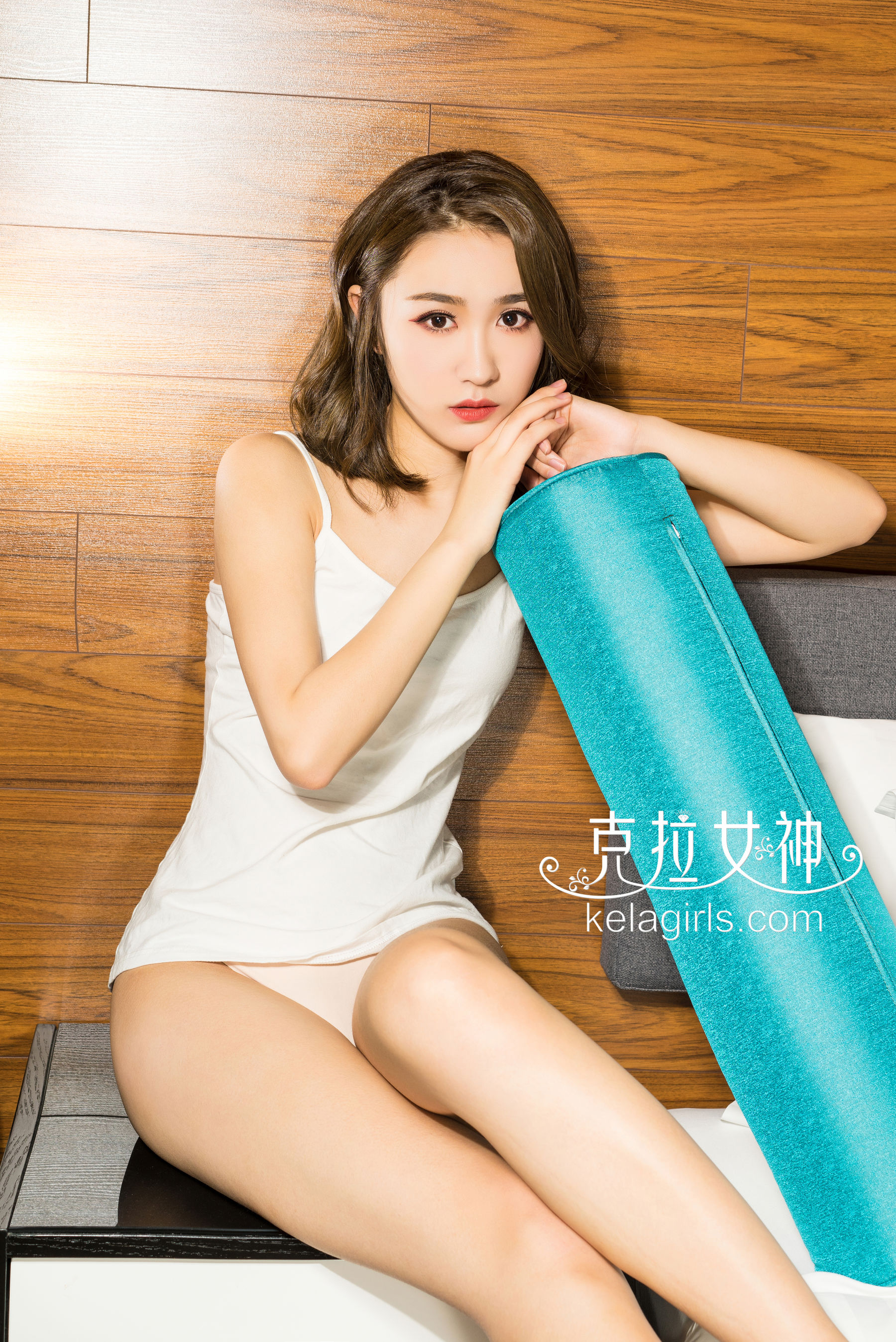 彤萱《夏日派对》 [克拉女神]_第1张