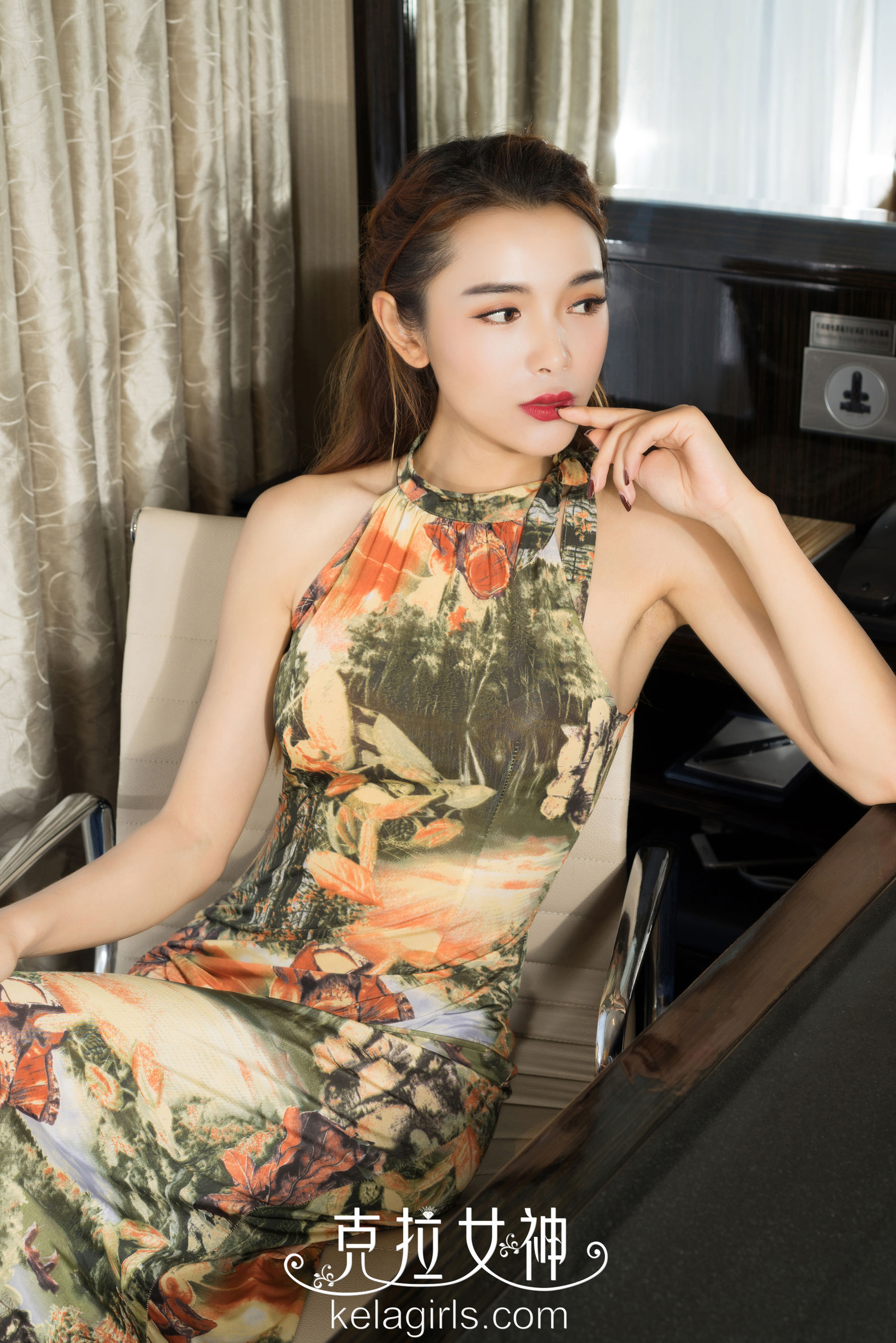 曼琼《西双版纳风情》 [克拉女神]_第2张