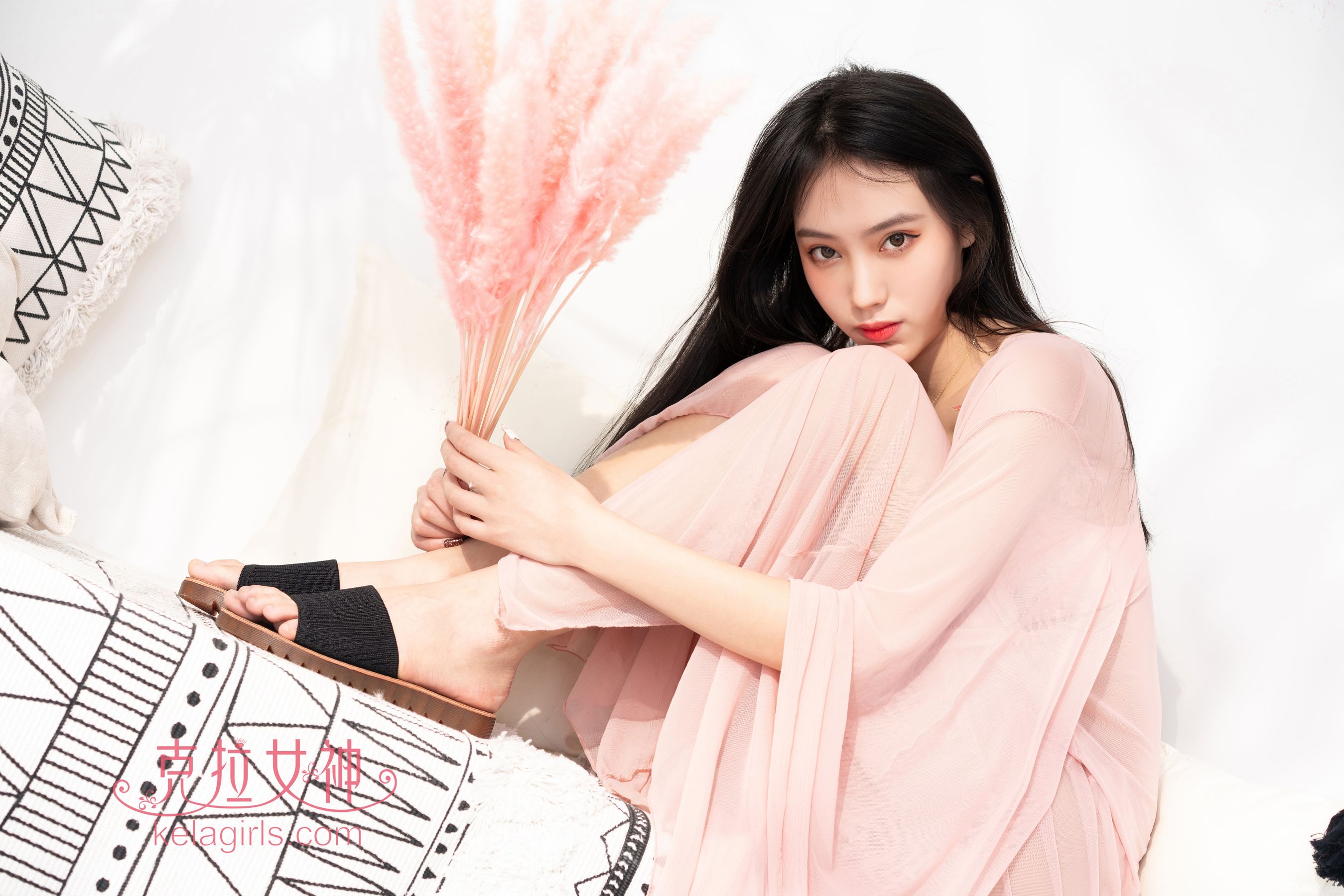 [克拉女神Kelagirls]  沫夕 一袭粉纱_第5张