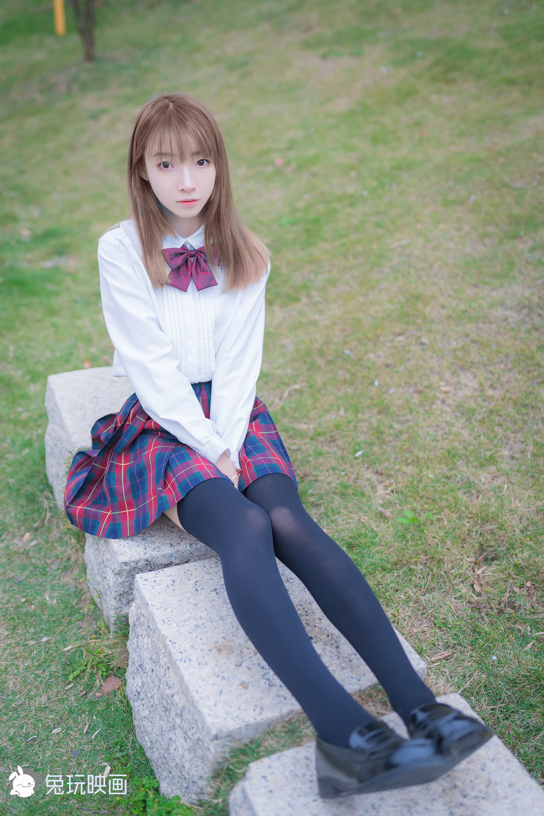 [兔玩映画] - JK制服 Vol.006 绿草坪_第2张
