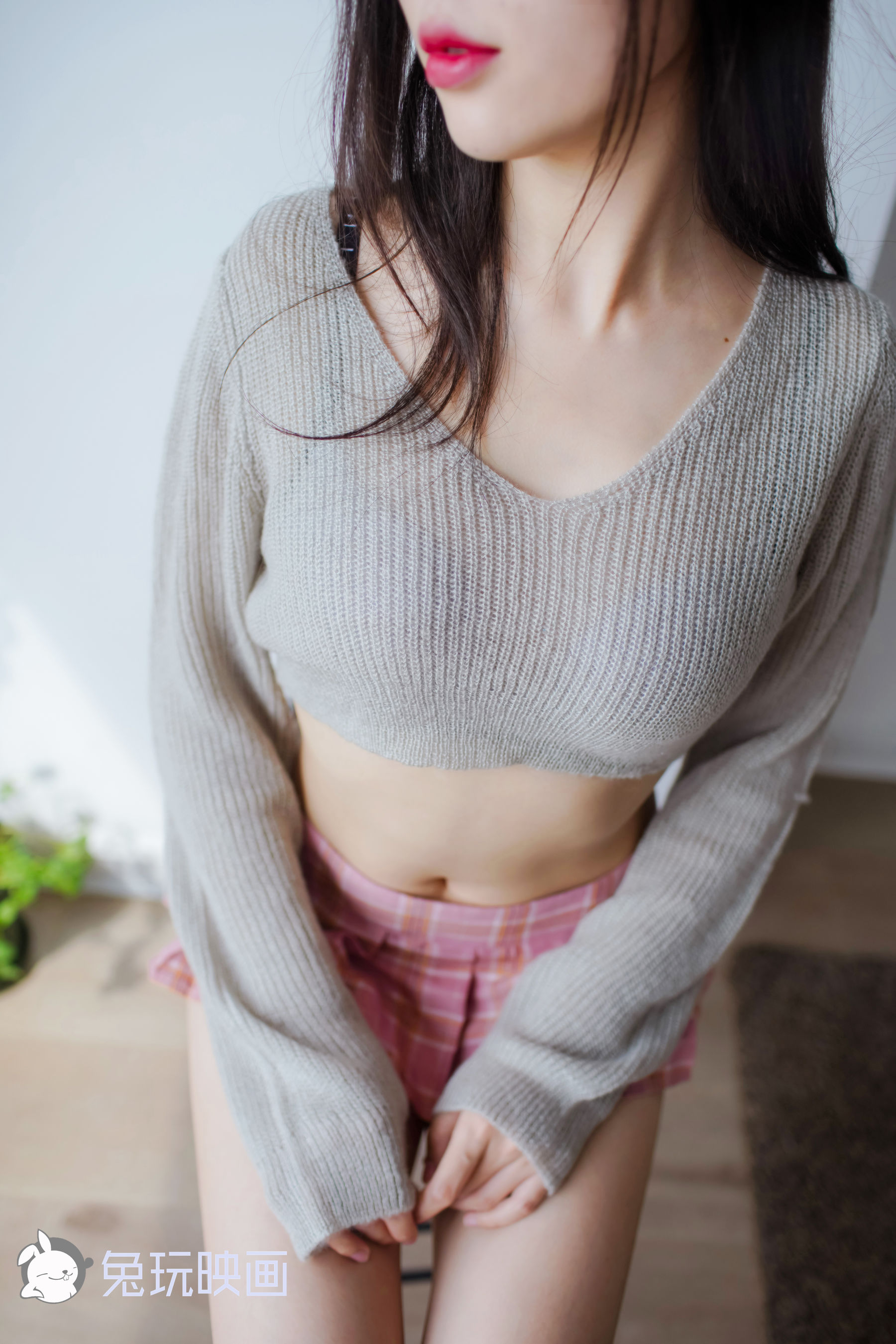 [兔玩映画] - 毛衣短裙_第1张