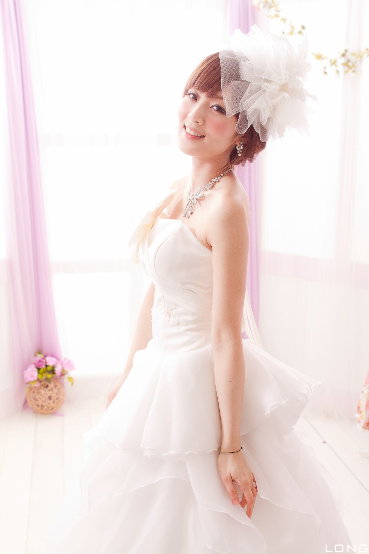果子MM/张凯洁《棚拍婚纱》_第3张