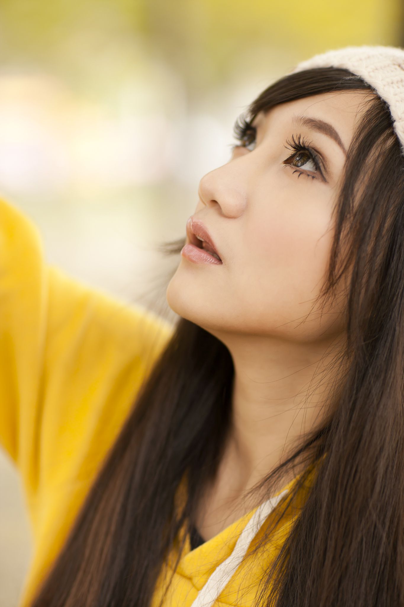 Tina李霜《黑丝街拍图片》写真合集_第3张
