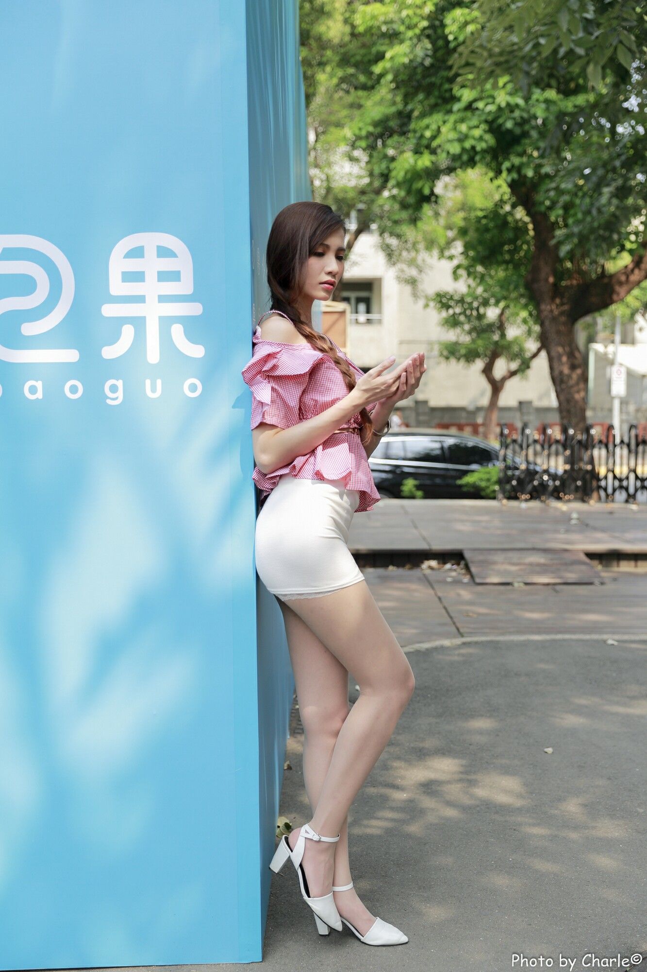 [台湾正妹] 蔡译心Candice《師範大學外拍》3套服装_第3张