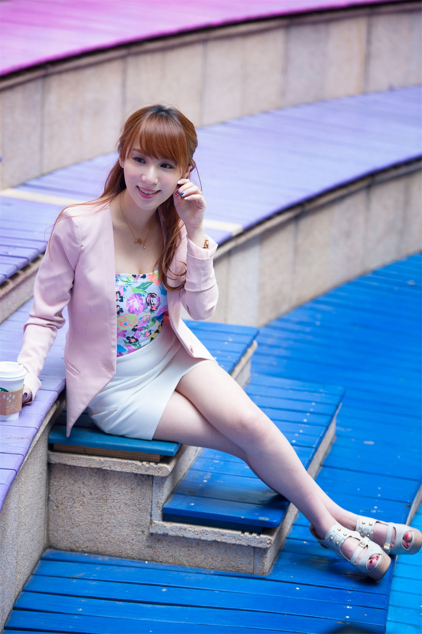 [台湾网红美女] Kimi步/吕思莹《时尚外拍》_第3张