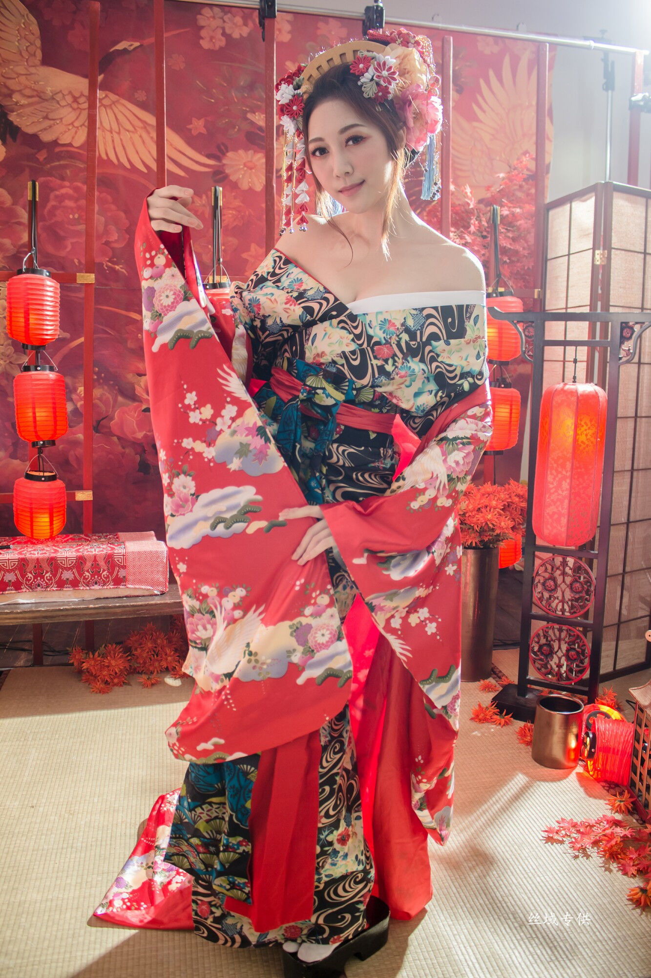 [台湾正妹] 彭琁 花魁+護士服_第2张