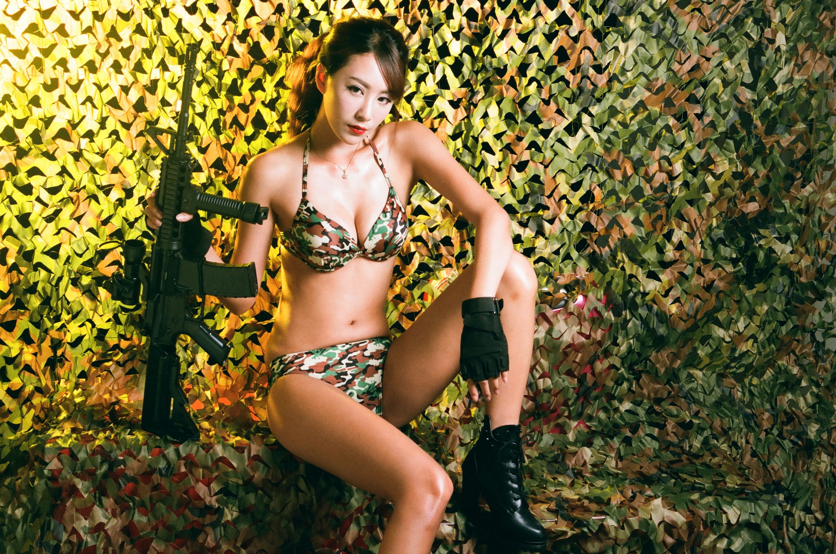 [台湾正妹]  夏晴Miso - 迷彩女兵_第4张