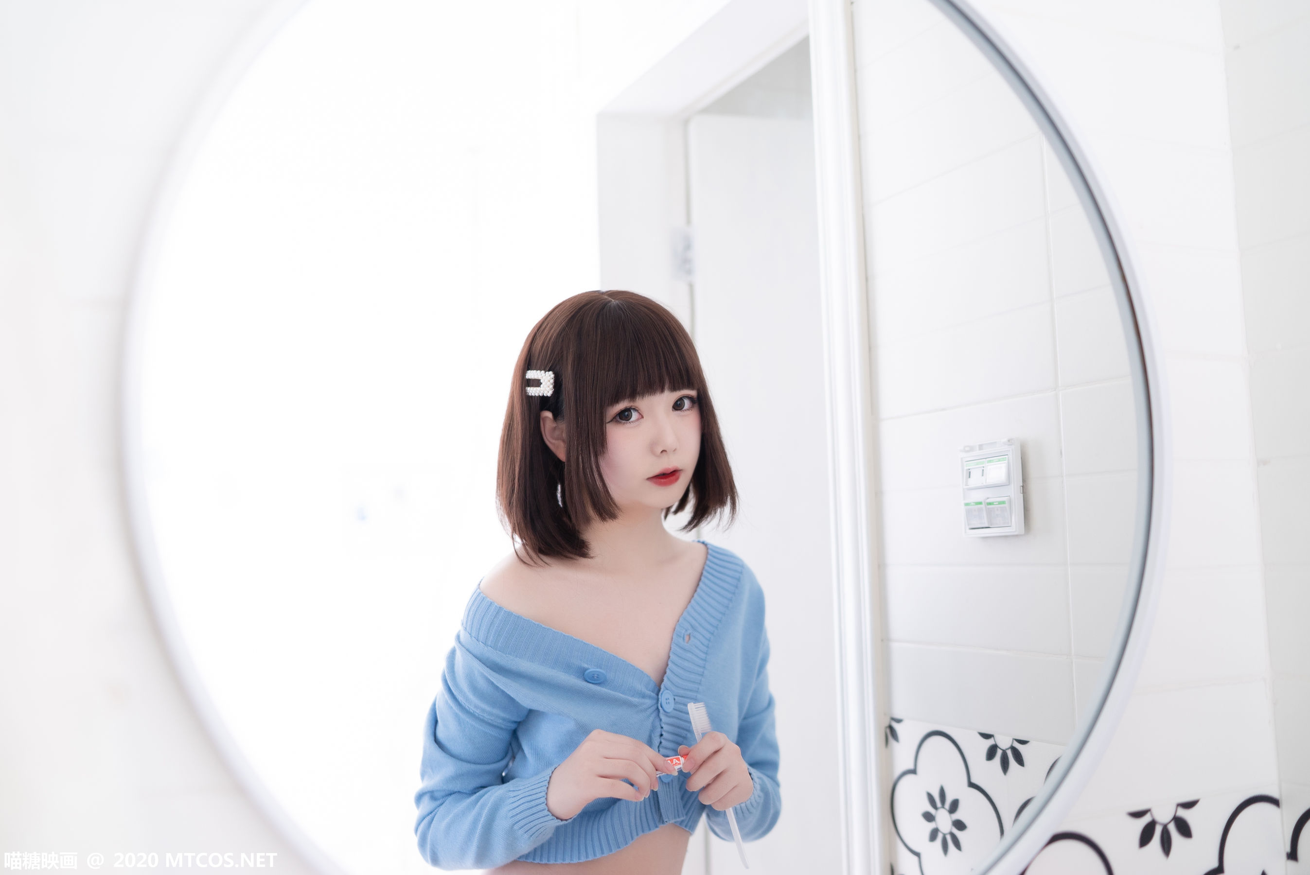 [喵糖映画] VOL.225 向小圆 蓝色之夏_第1张