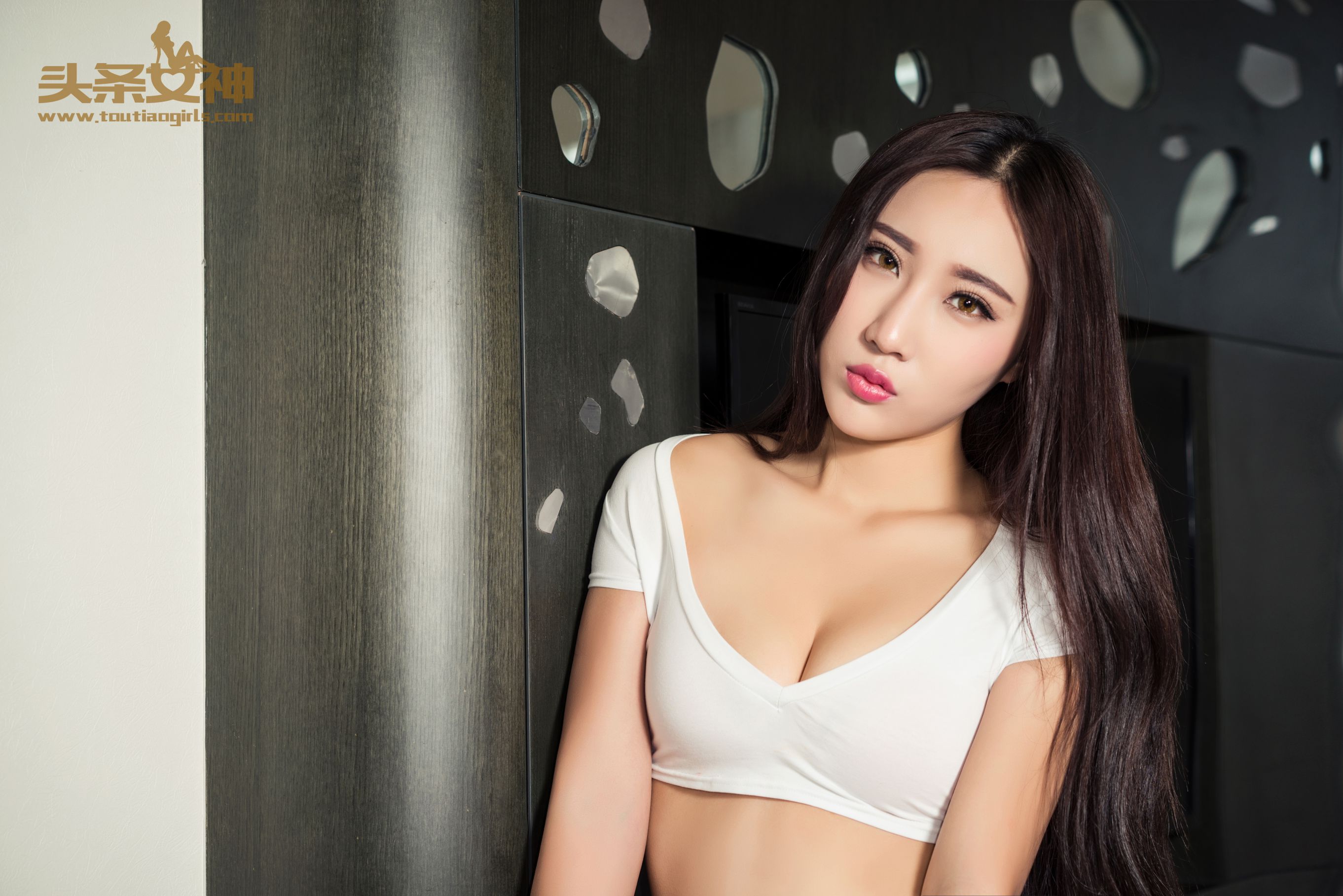 苏子淇《倔强的美丽》 [头条女神]_第2张