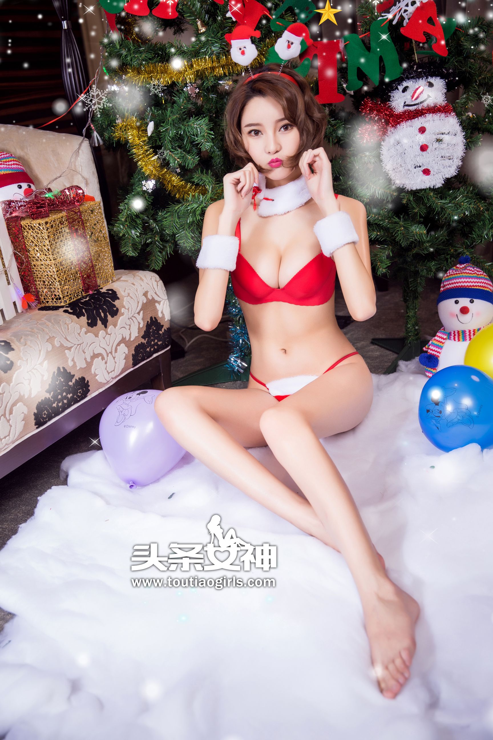 文雪《圣诞祝福 性感大片》 [头条女神] VIP专享_第2张