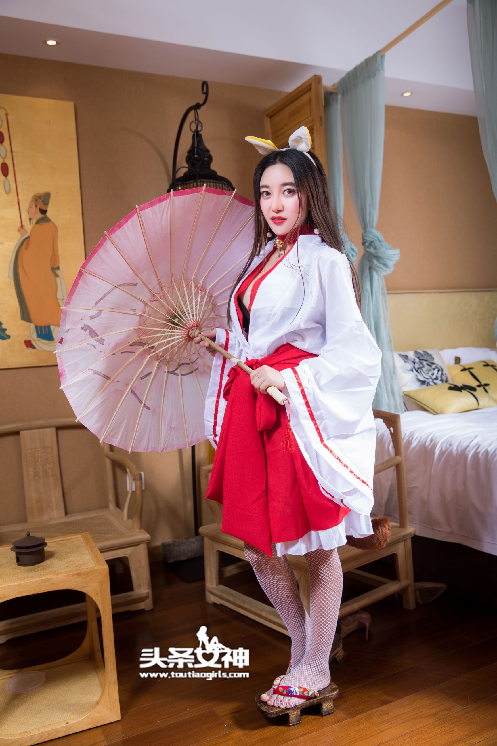 李梓熙《白桂院凛凛蝶 九尾狐狸COS》 [头条女神] VIP专享_第1张