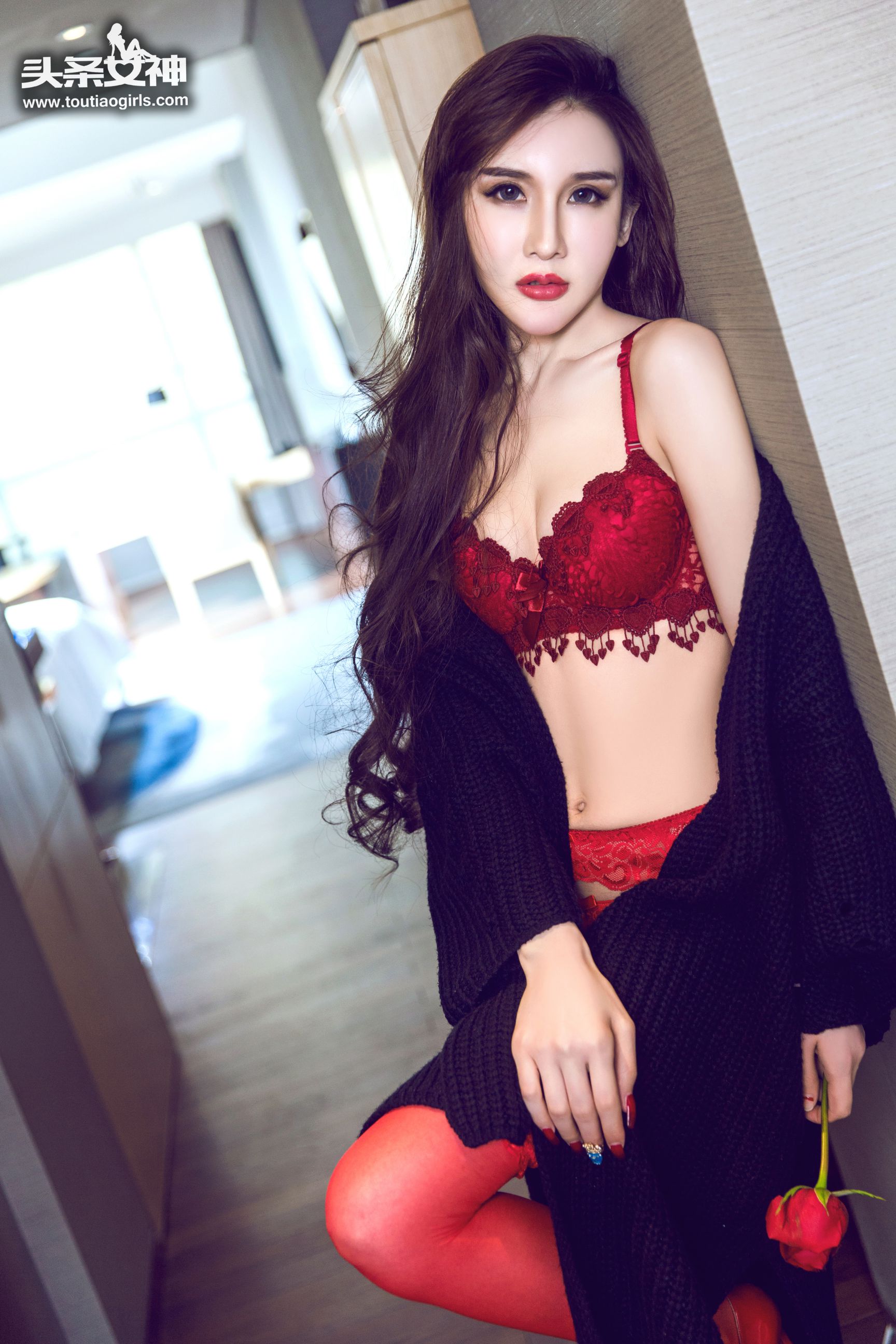 阿依努尔瓦娅《瓦娅的秘密》 [头条女神]_第4张
