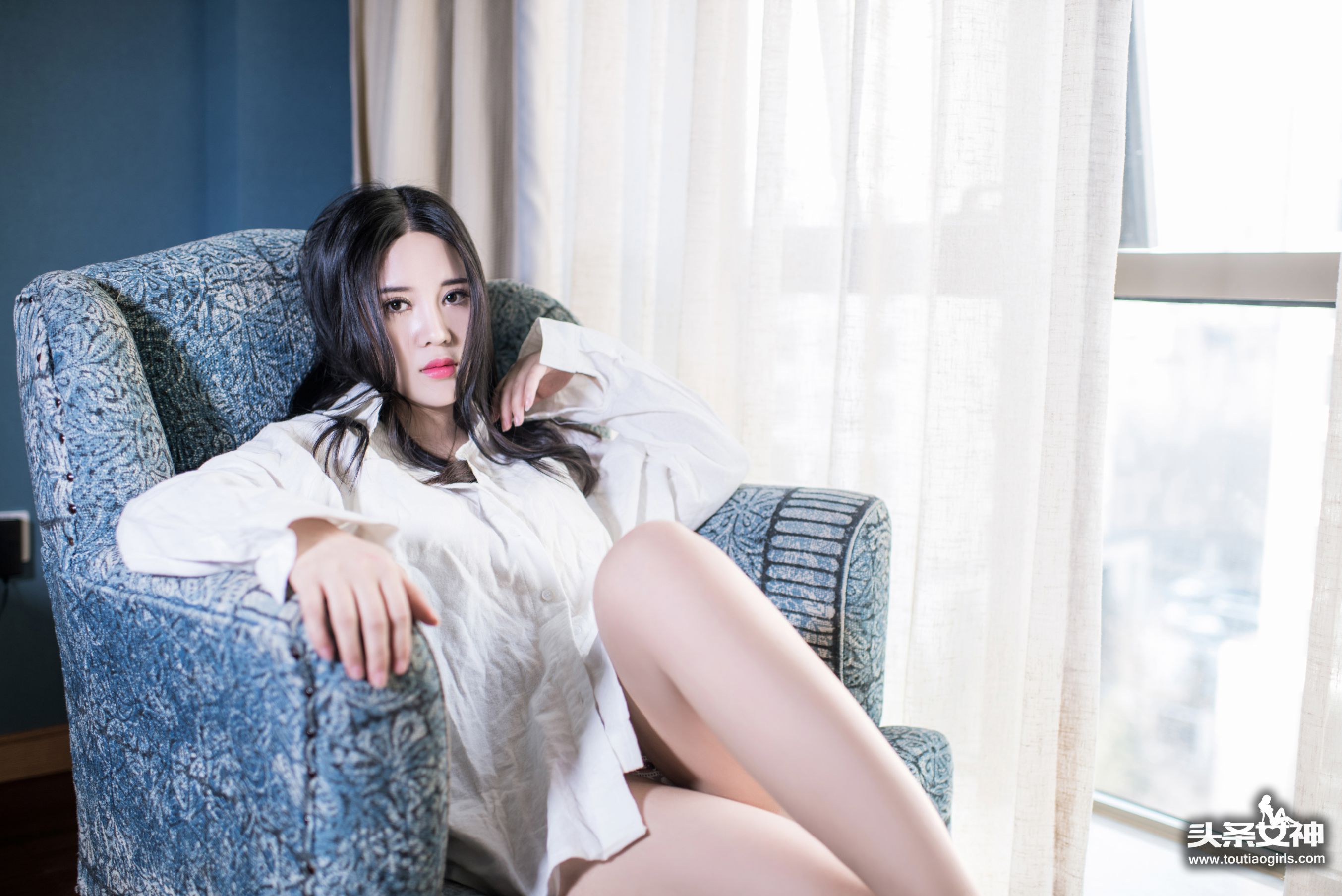 Sukki可儿《性感开发 热情白衬衣》 [头条女神]_第1张