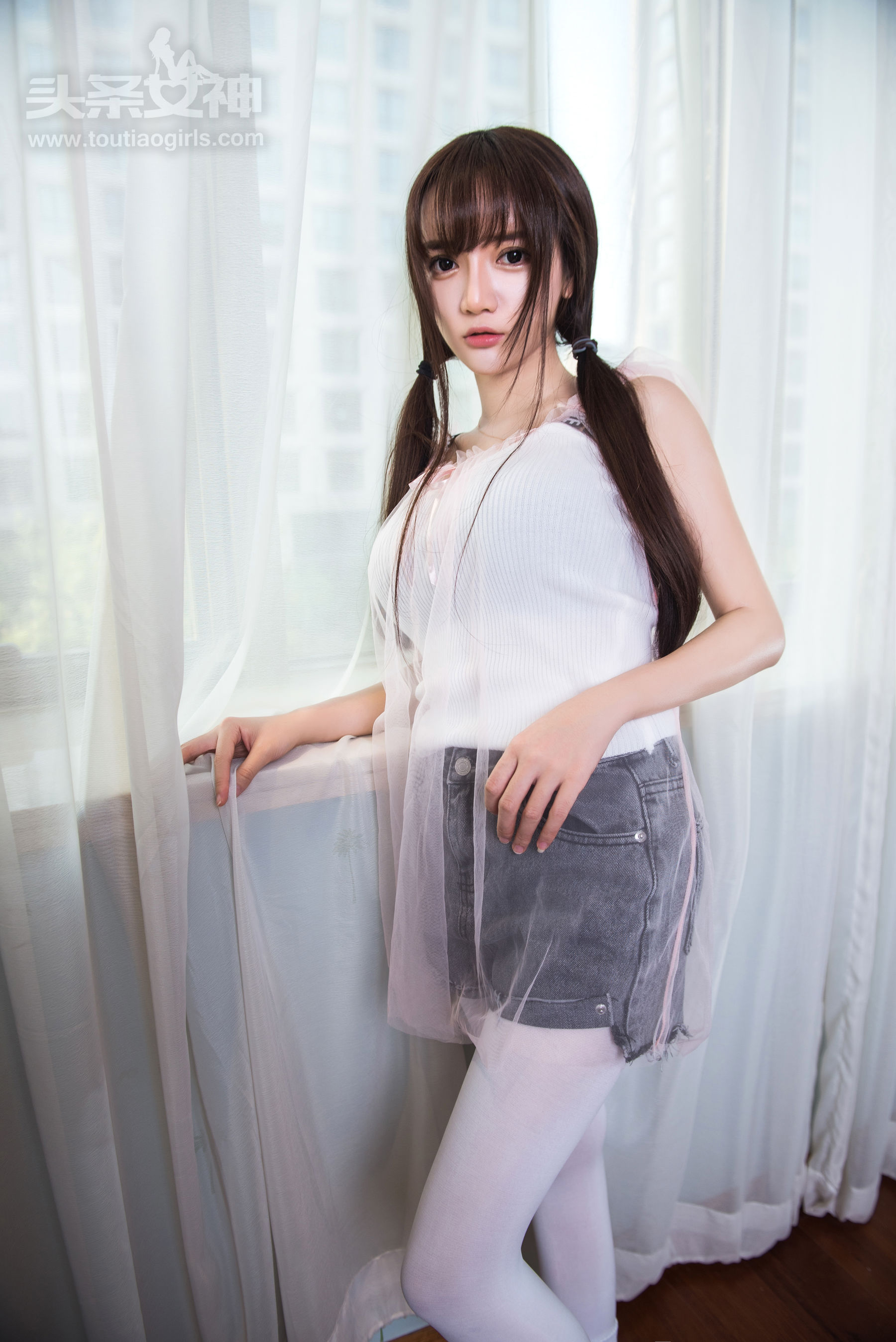 小如镜《白袜子人间物语》 [头条女神]_第3张
