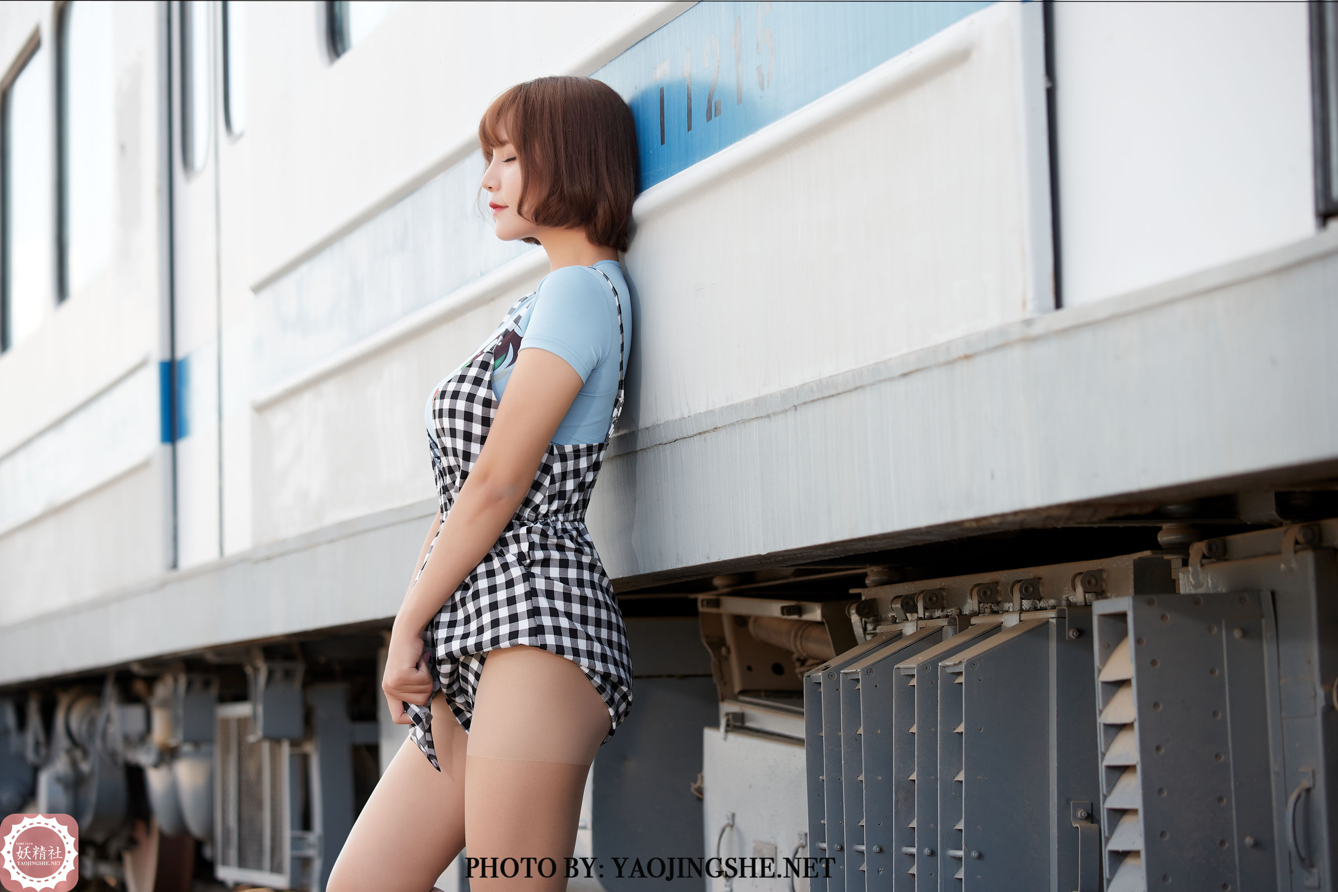 [妖精社YAOJINGSHE] T2129 唐飞飞 丝之年代_第5张