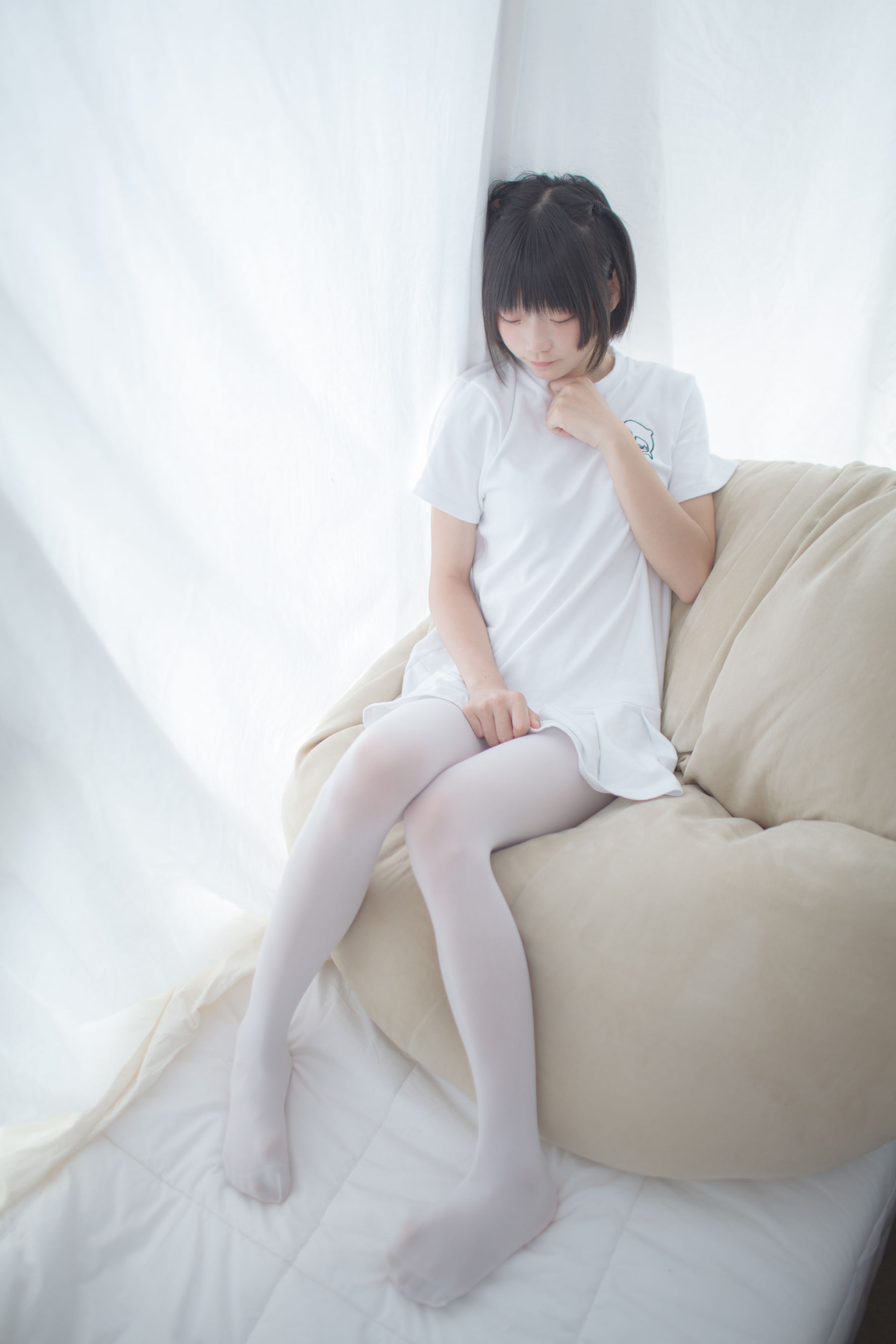 [少女秩序] VOL.003 白丝少女的美足_第2张