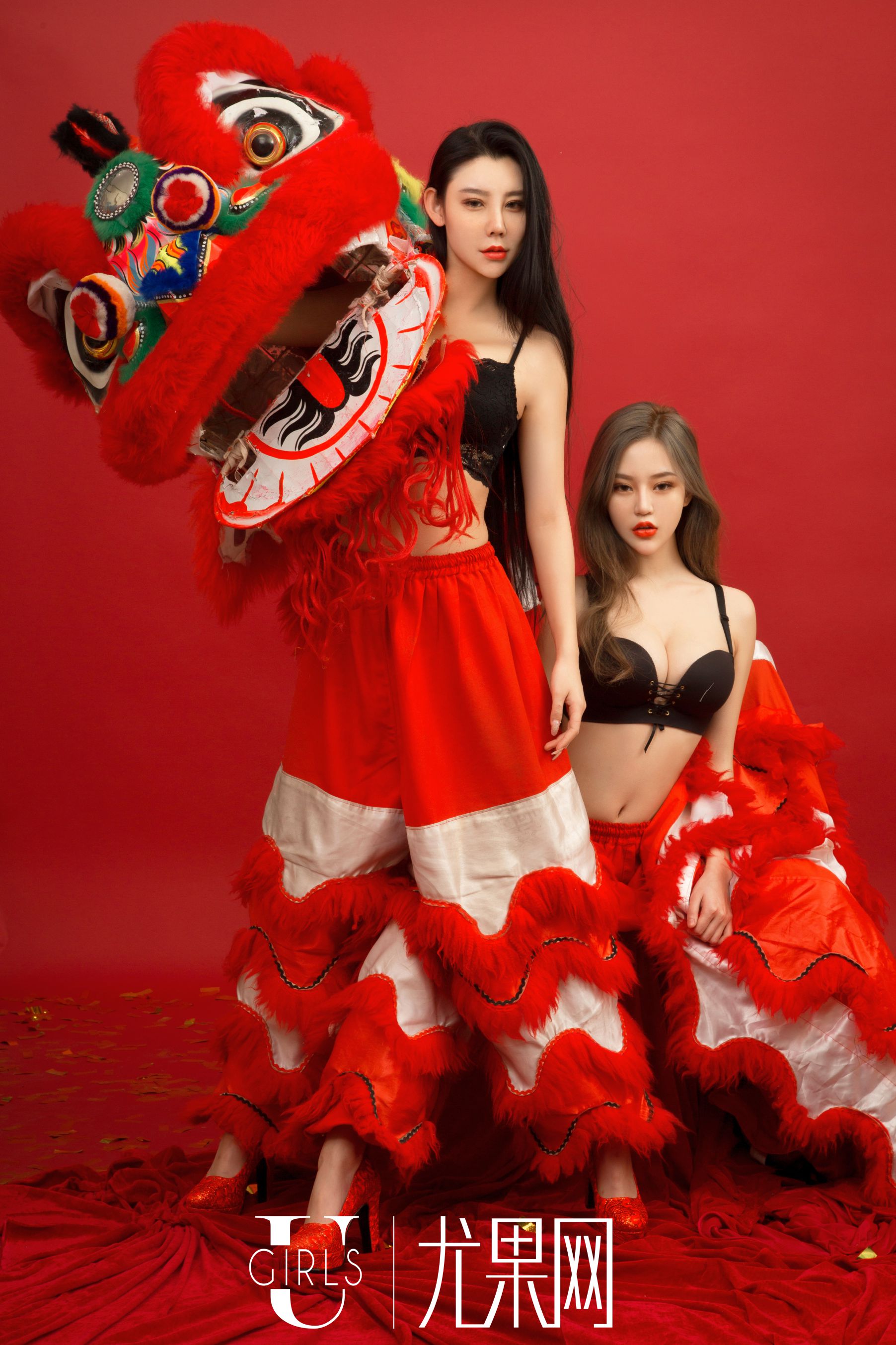 [尤果网] U245 宁然、Mikka、施诗《鸡祥如意》新年主题写真大片_第4张
