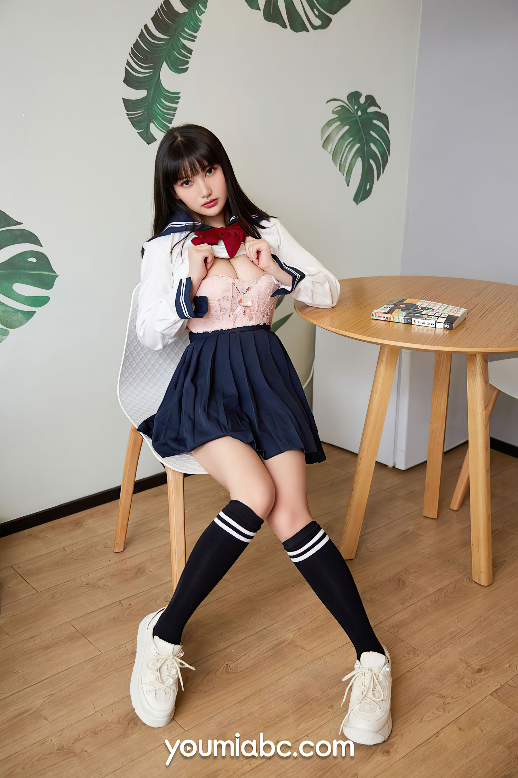 [尤蜜YouMiabc]  尹兒 落跑学妹_第1张
