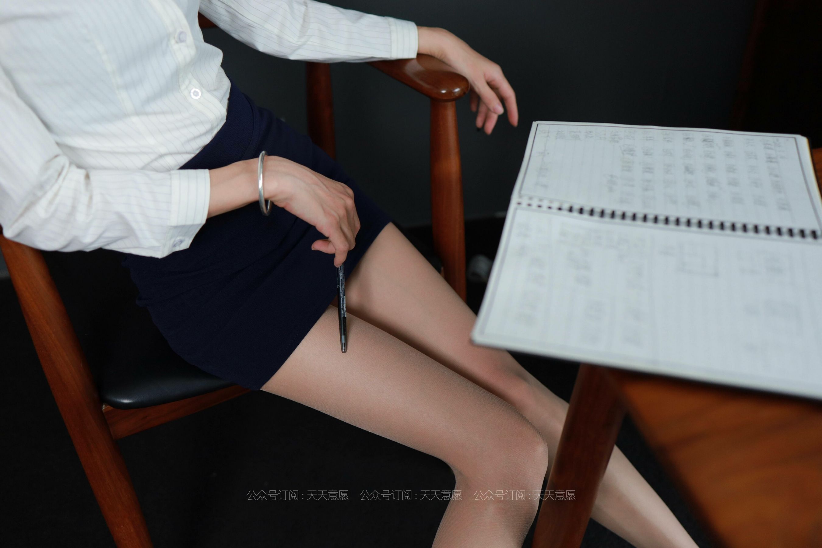 [IESS异思趣向] 丝享家 813：小六《火辣女秘书》_第5张