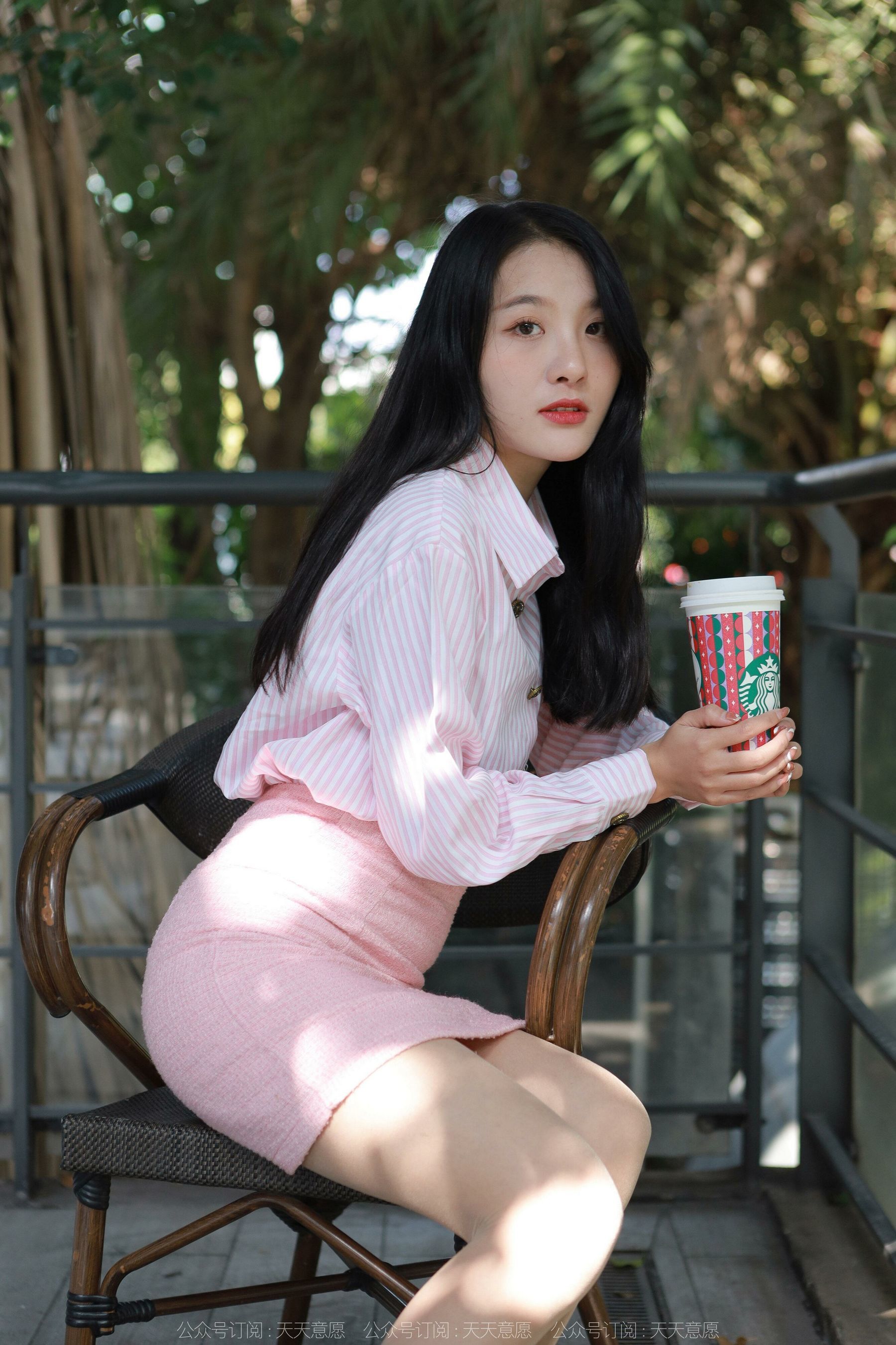 [IESS异思趣向] 模特：婉萍 《粉嫩的下午茶》_第3张