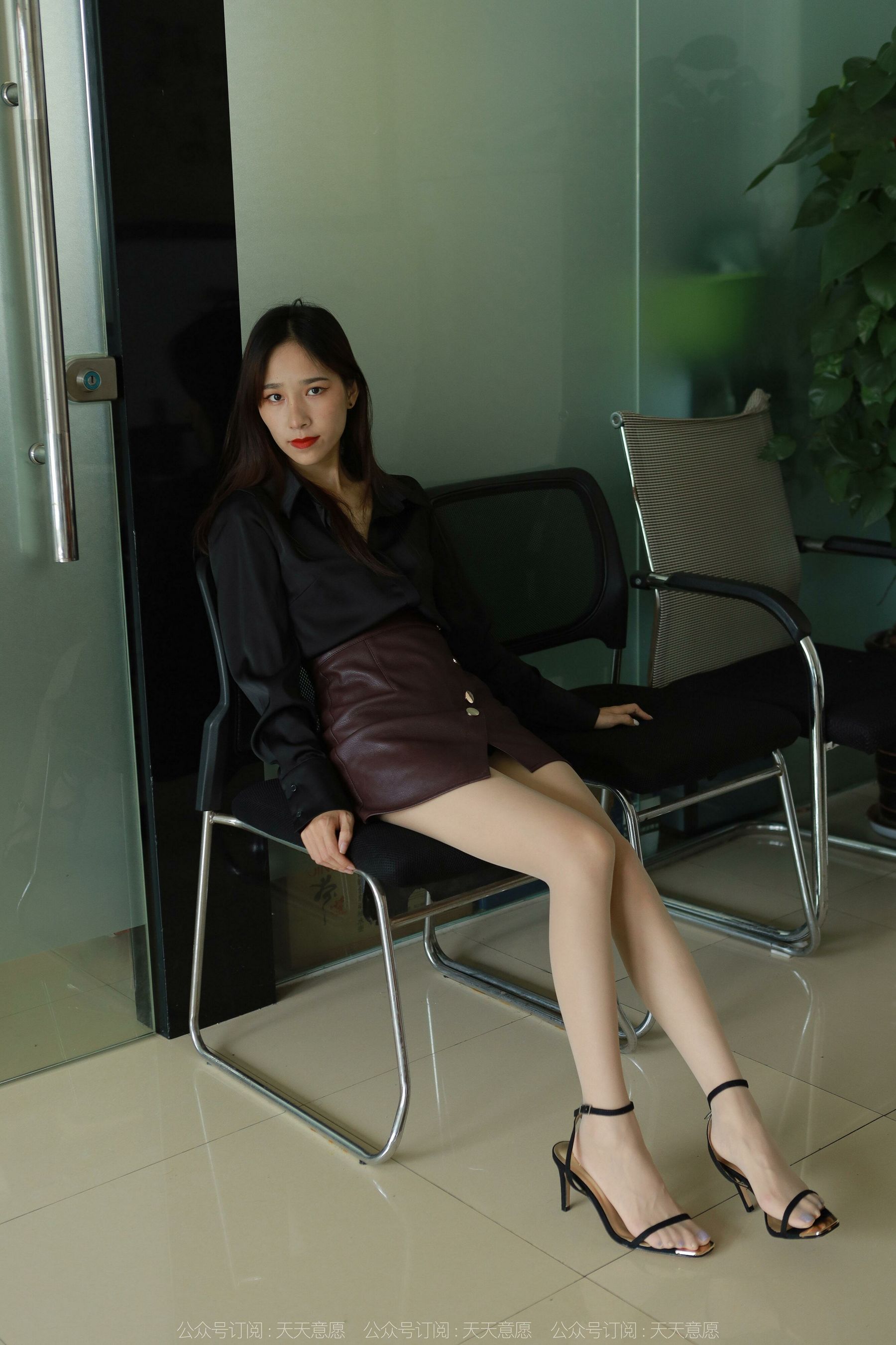 [IESS异思趣向]  模特：美子 《办公室的温情》_第5张