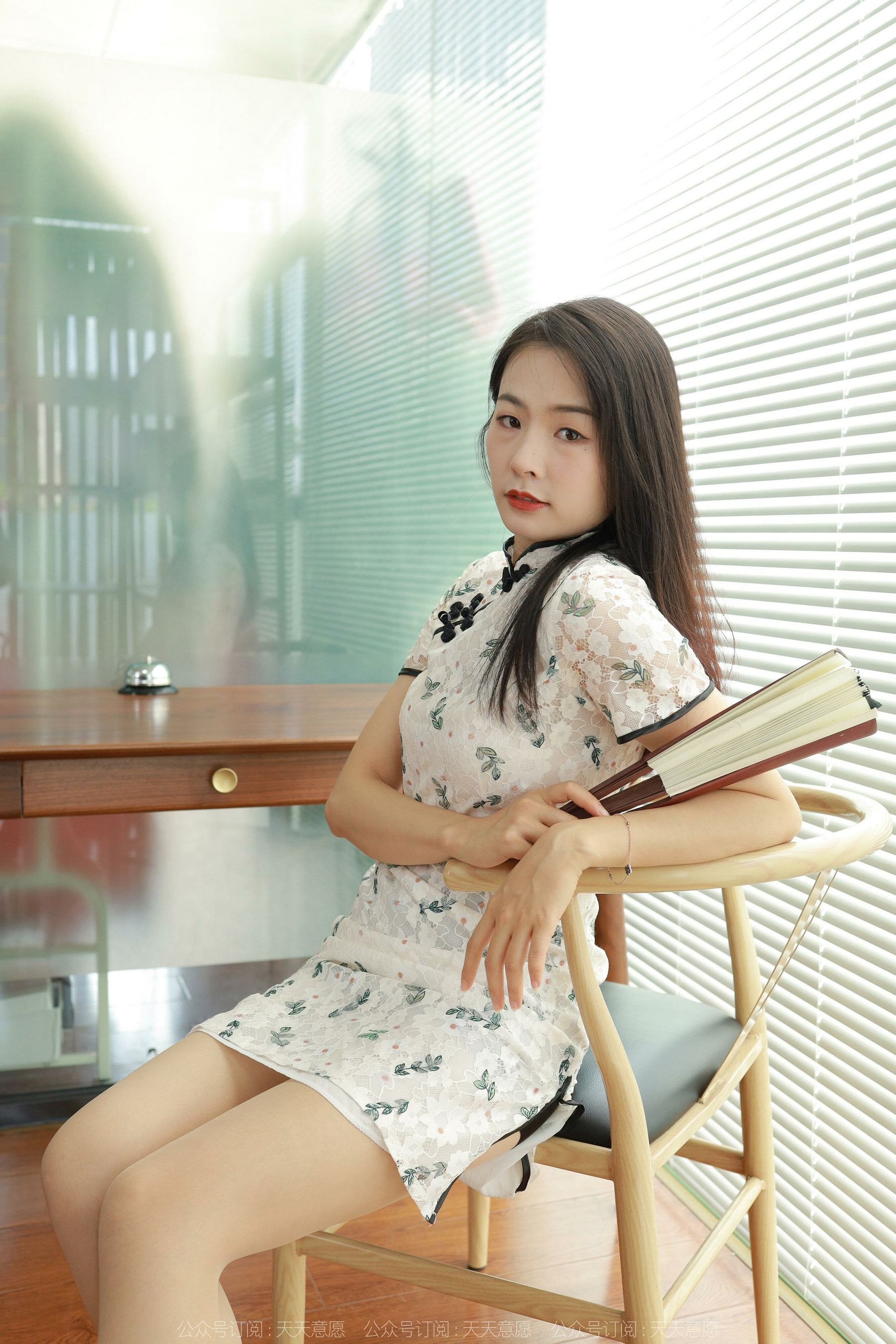 IESS异思趣向 - 模特：小金 《舞蹈老师》_第3张