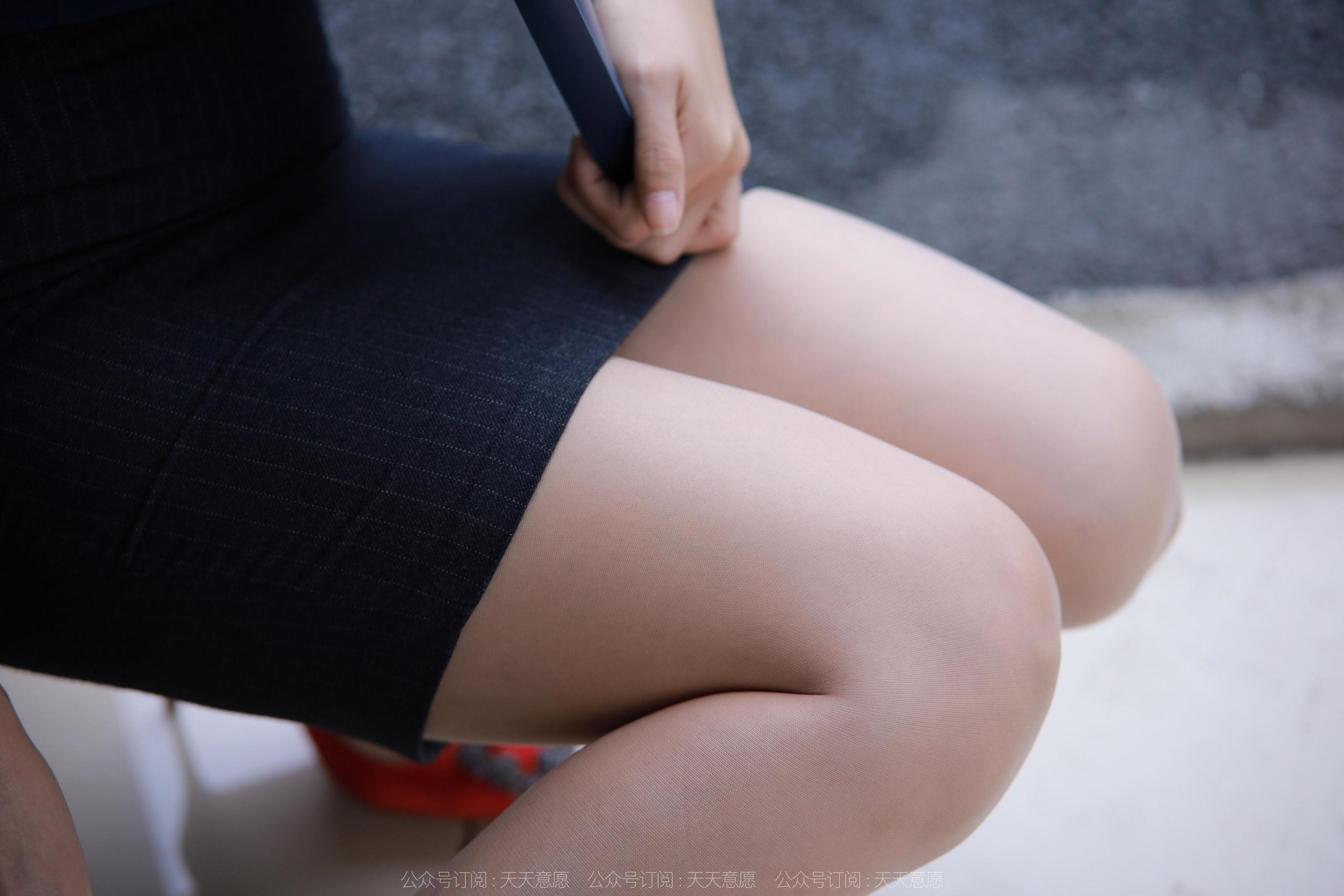 IESS异思趣向 - 模特：小宝 《都市女白领》_第4张