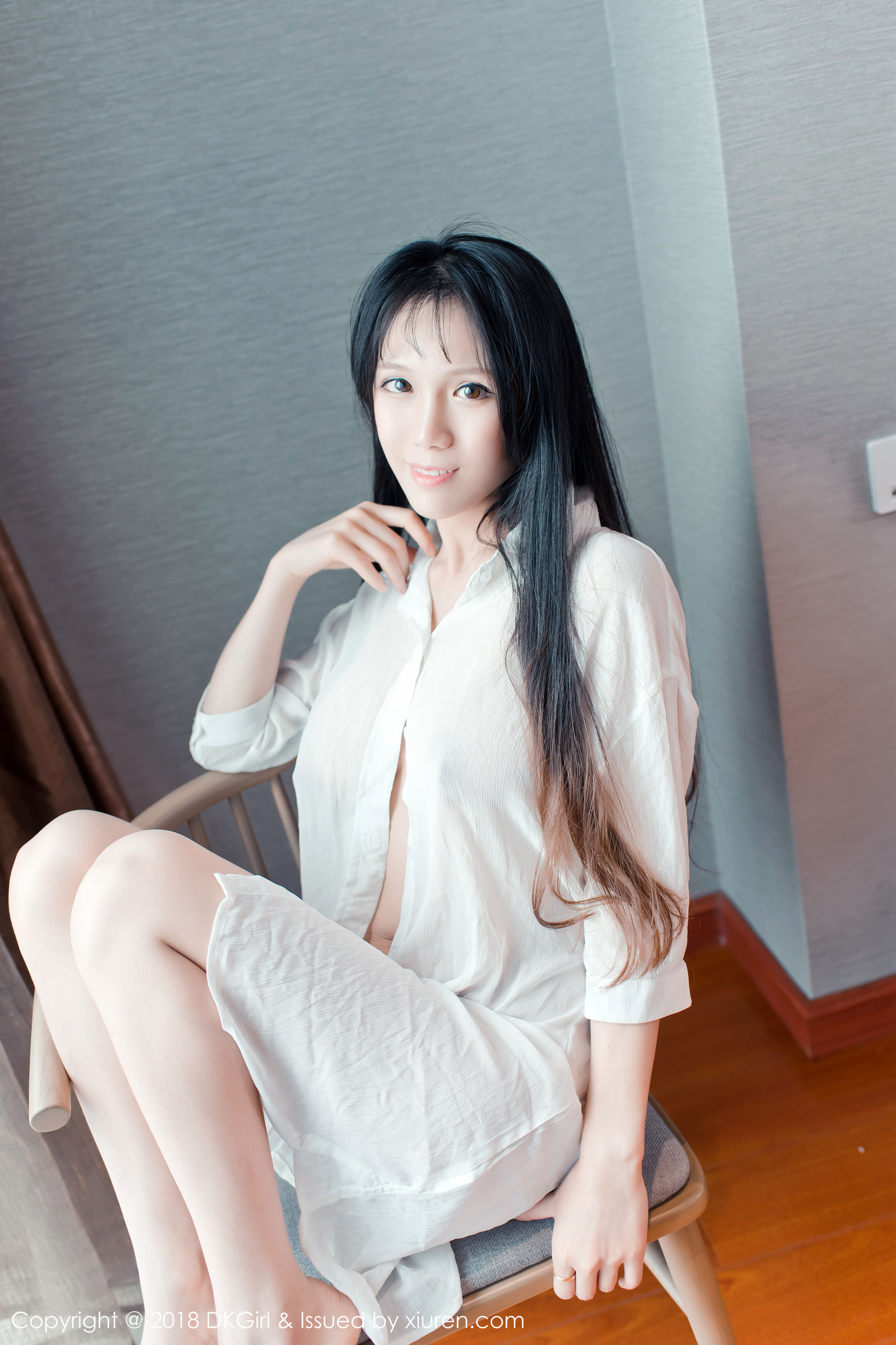 李可可《童颜巨乳，F乳真空演绎》 [御女郎DKGirl] Vol.070_第4张