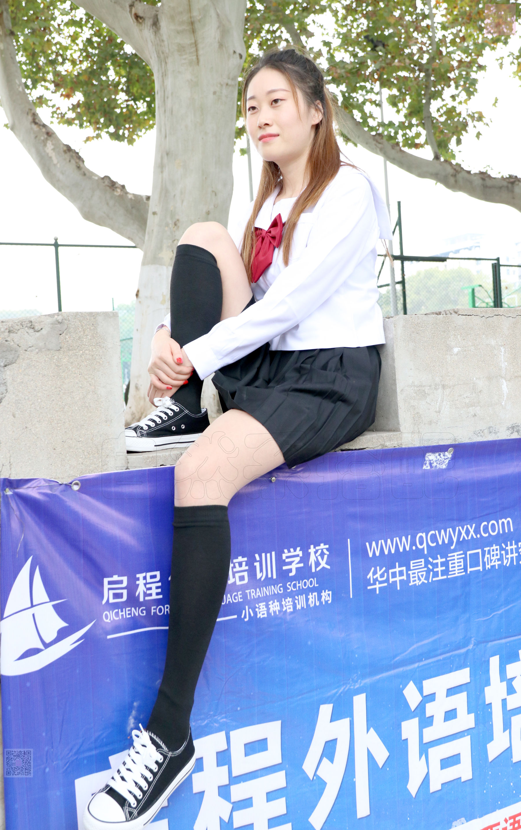 [思话SiHua] SH041 伊一 JK的第一次尝试_第1张