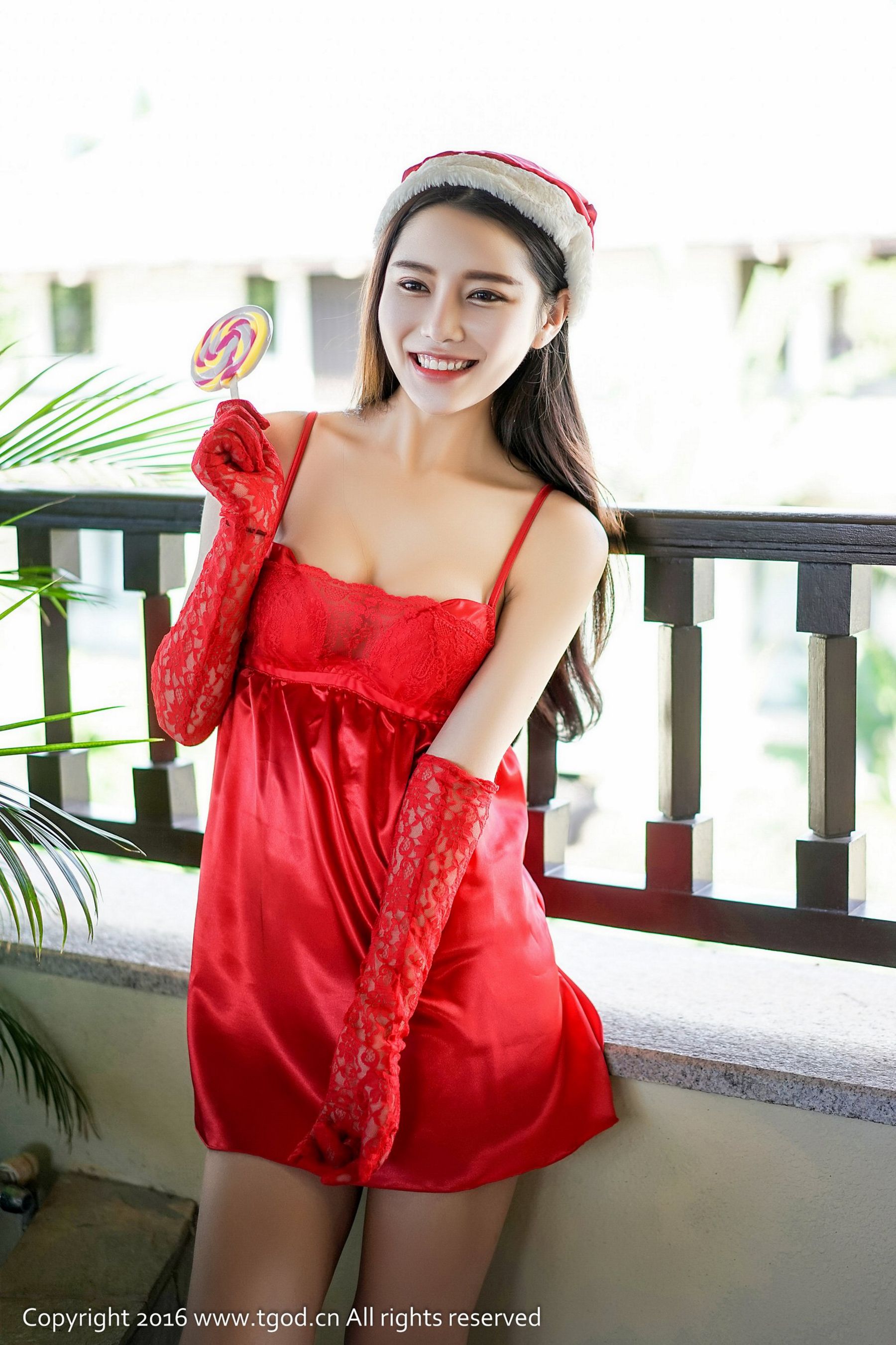徐妍馨Mandy《天使般的笑容 女仆圣诞装》 [推女神TGOD]_第4张