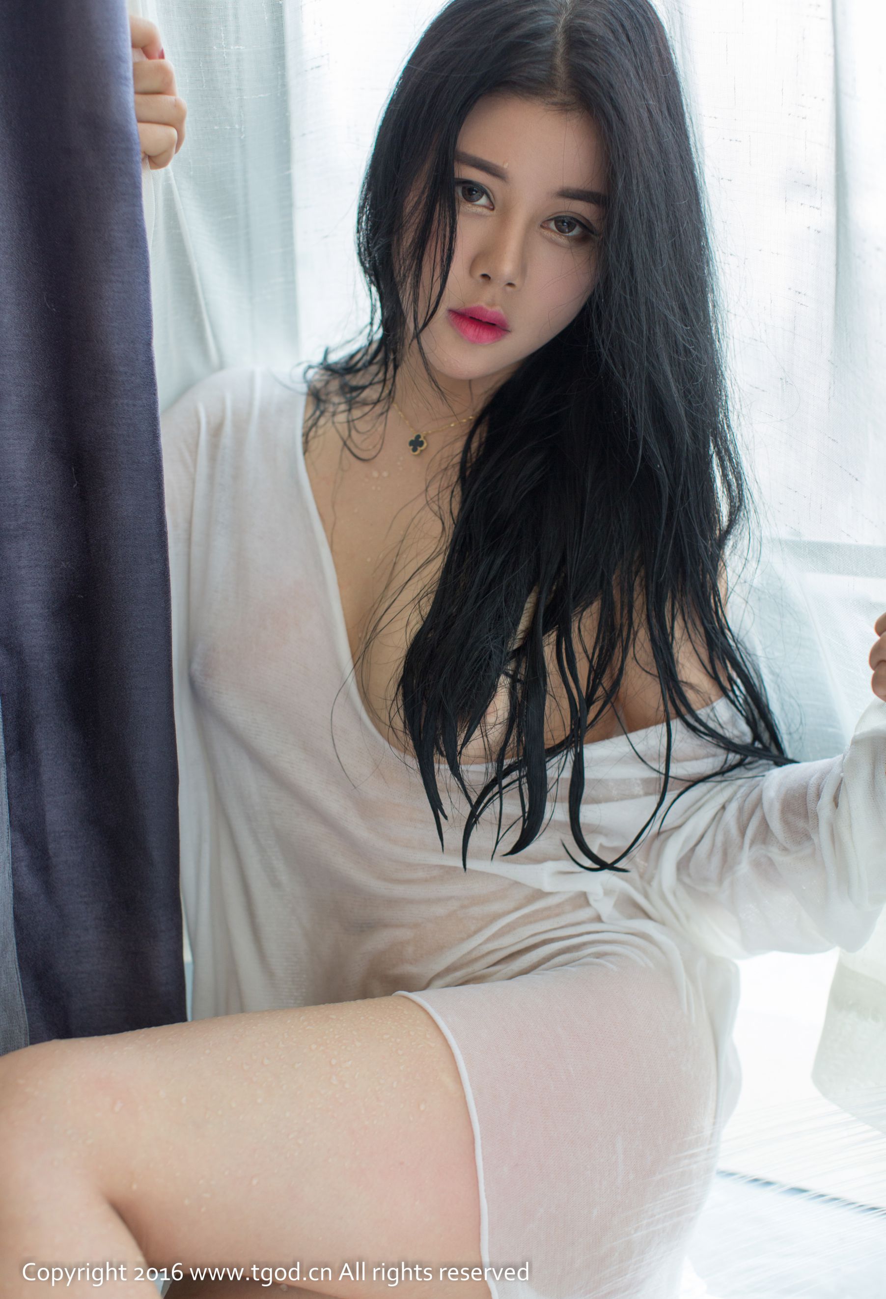 叶佳颐《纯纯神情惹人怜 曼妙身段难忘却》 [推女神TGOD]_第3张